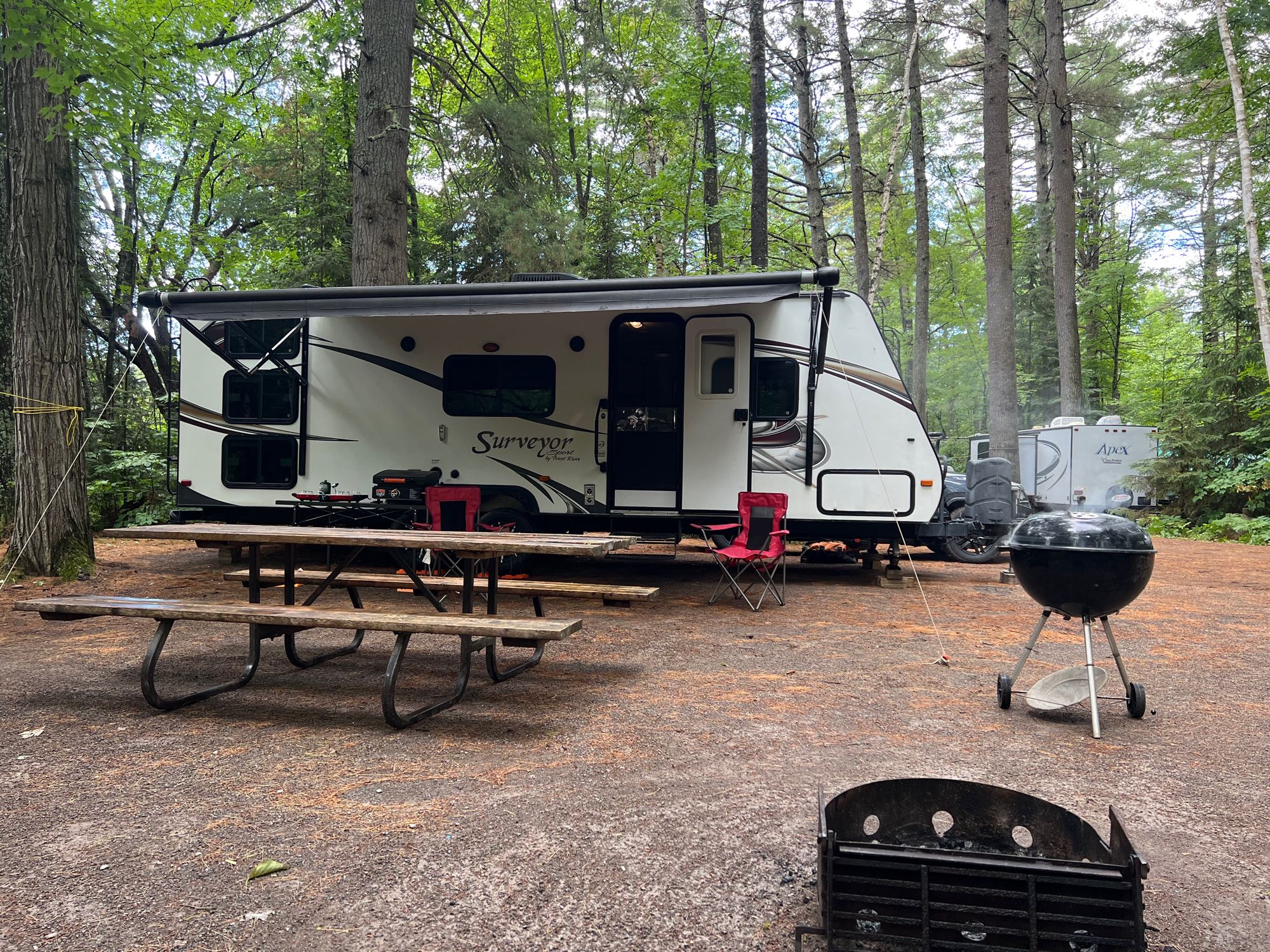 Surveyor Sport Triple Bunk 26ft