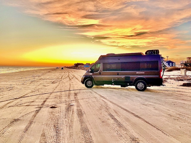 NEW! 2022 Thor Sequence 20J Luxury Family Adventure Van - Sleeps 4!