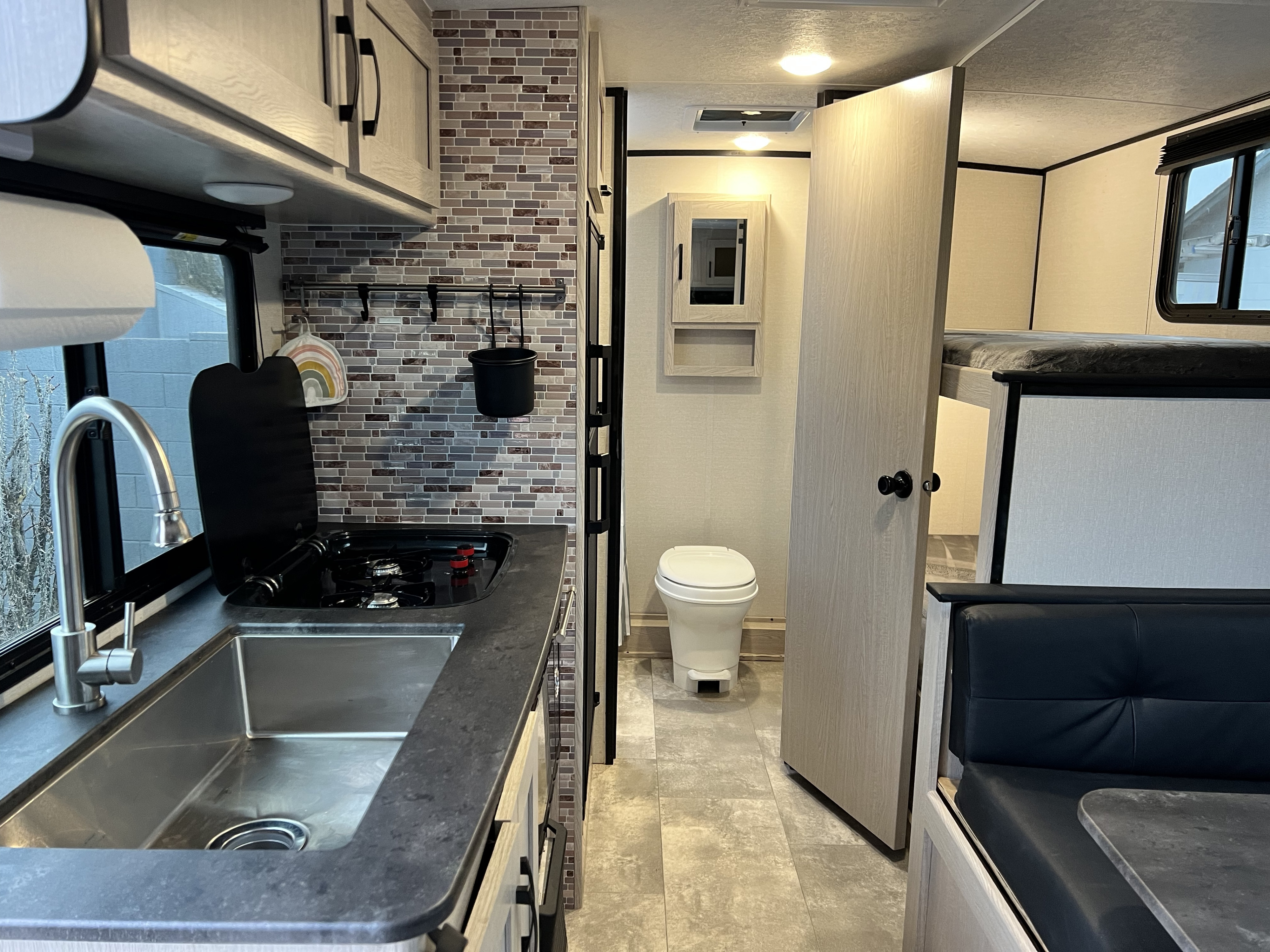 Travel trailer RV Rental 