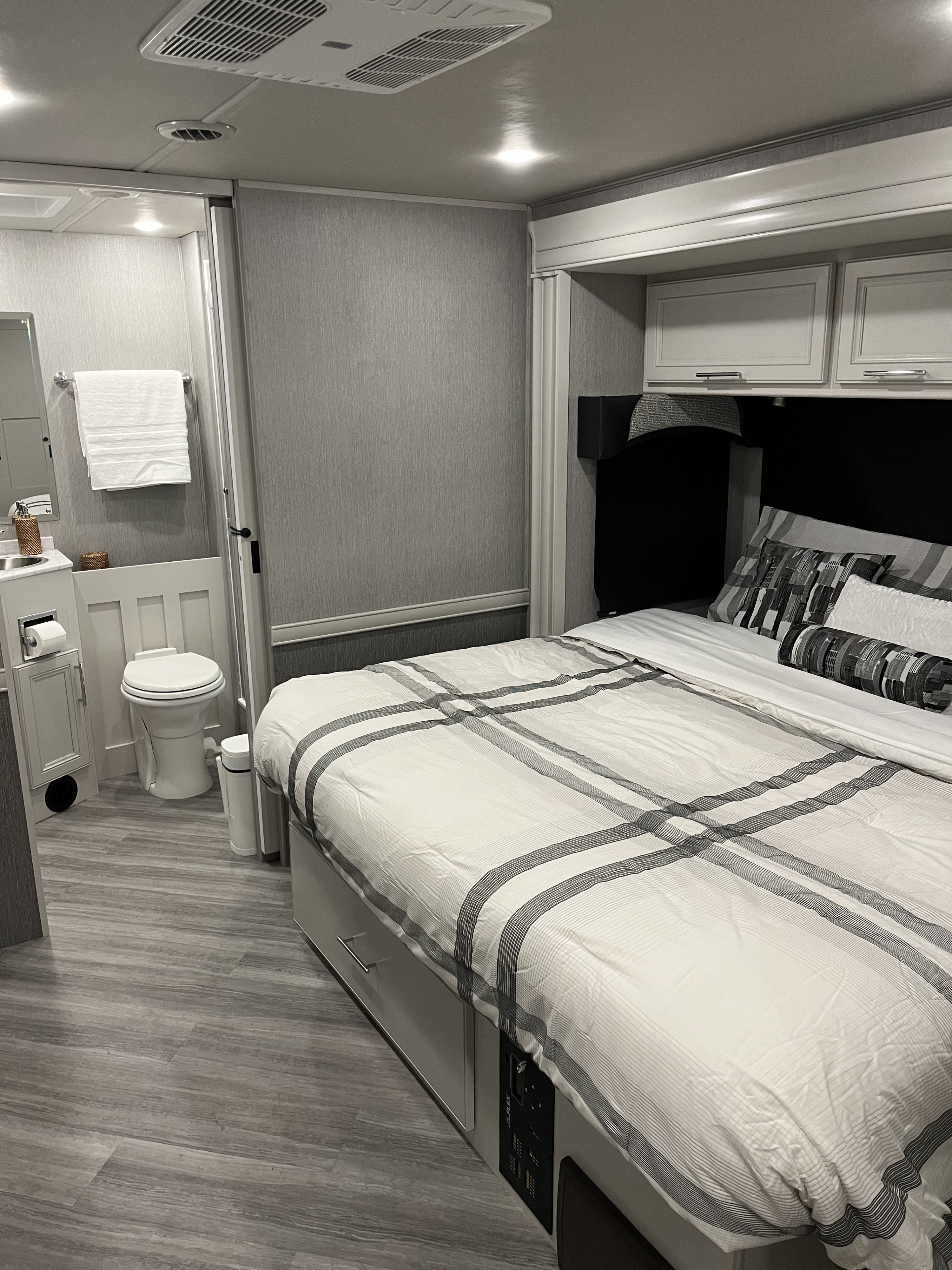 Class A RV Rental 