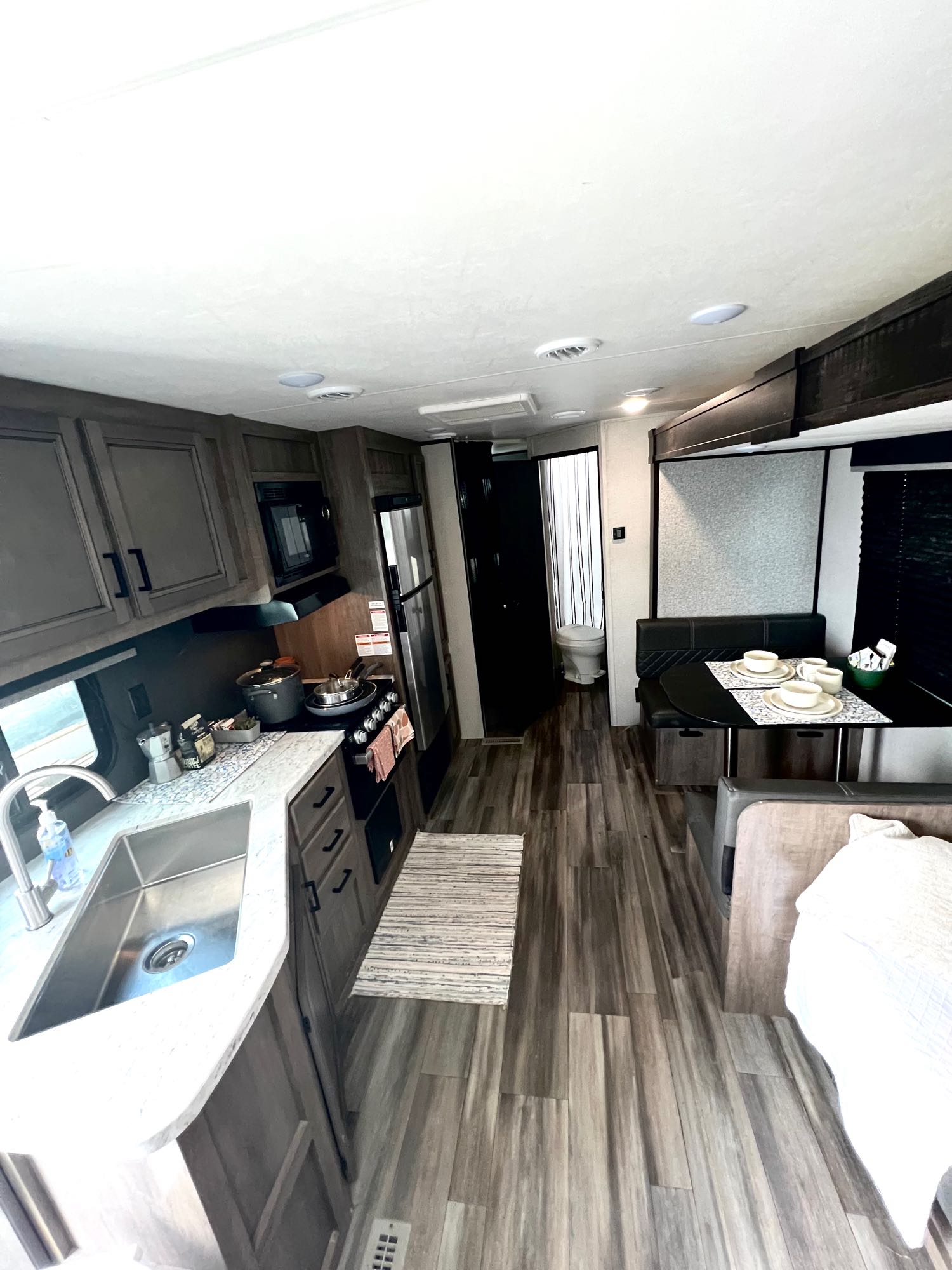 Travel trailer RV Rental 