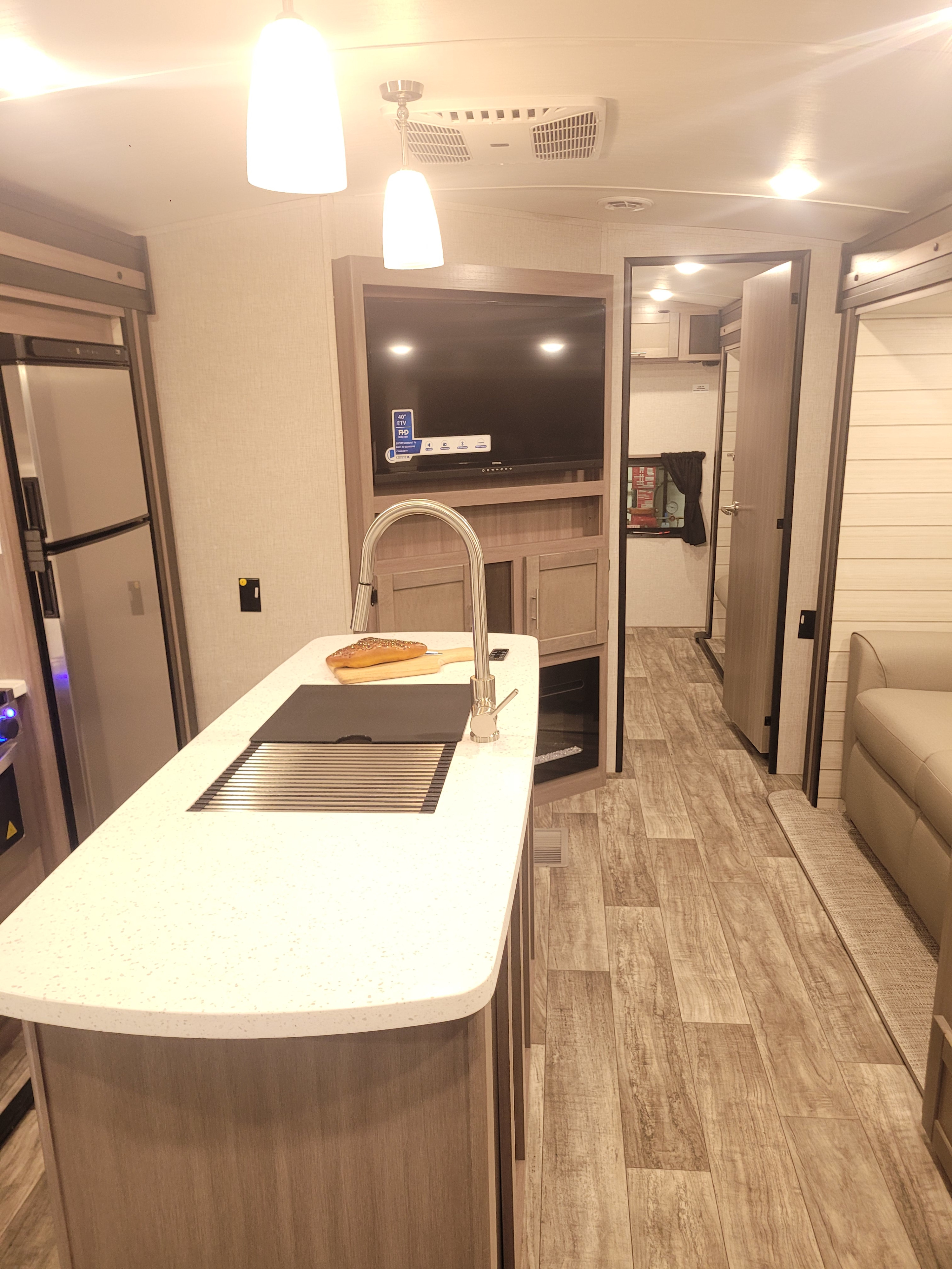 Travel trailer RV Rental 