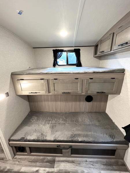 Travel trailer RV Rental 