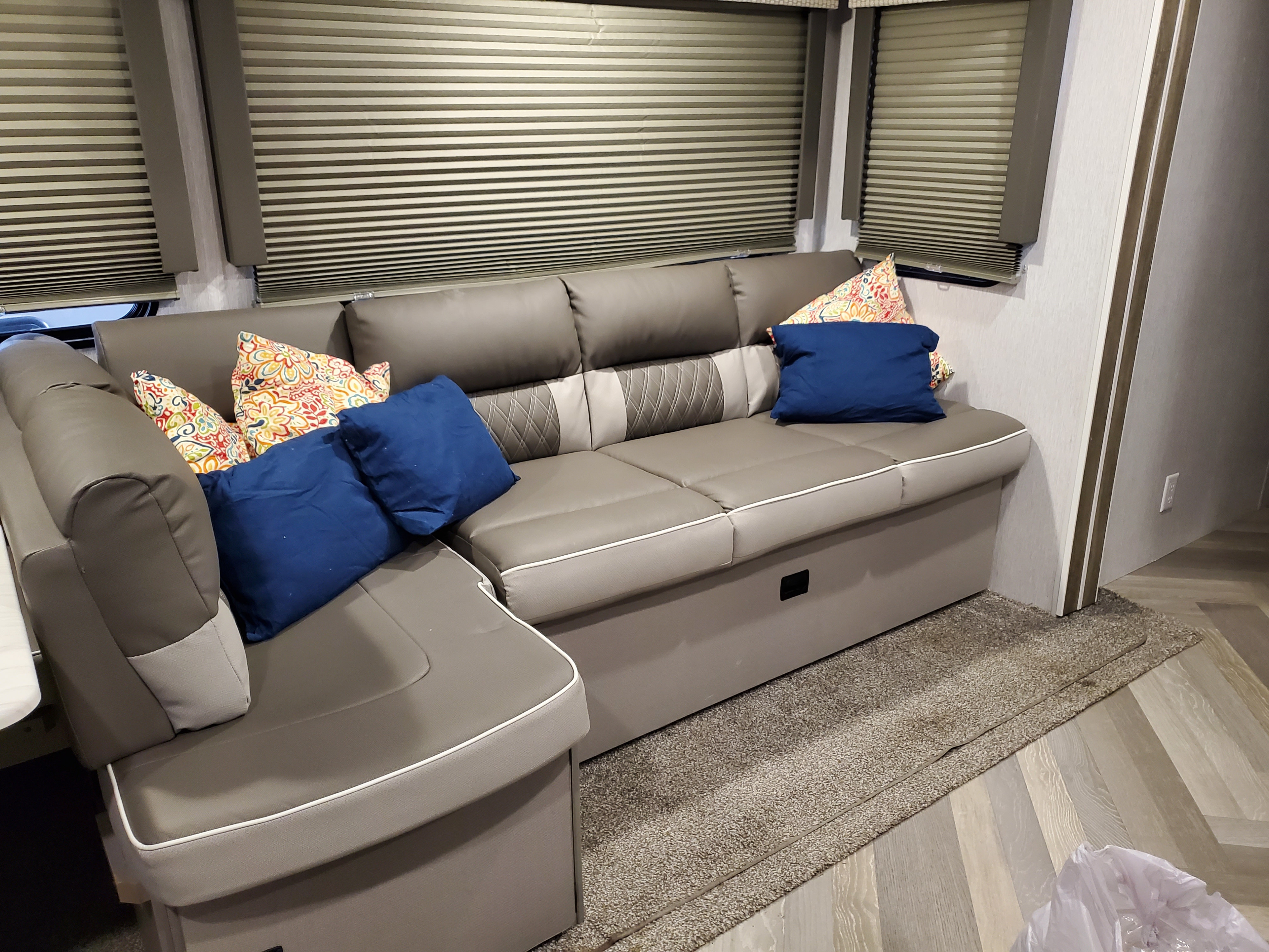 Travel trailer RV Rental 