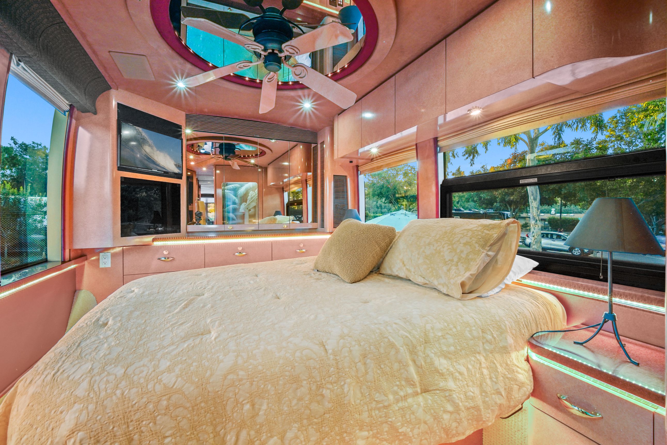 Marathon Prevost Mirage LXII 2001