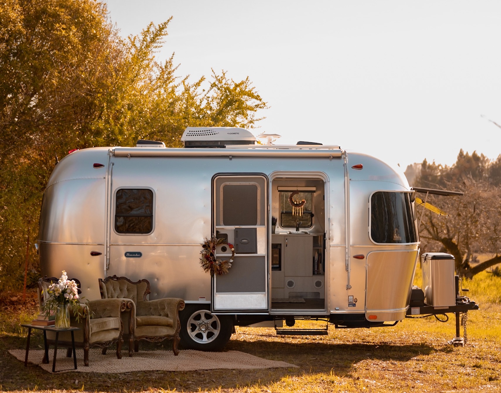 2022 Airstream Flying Cloud Series M-28RB Twin Prices and 2022 Airstream Flying Cloud Series M-28RB Twin Prices and