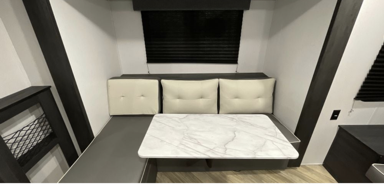 Travel trailer RV Rental 
