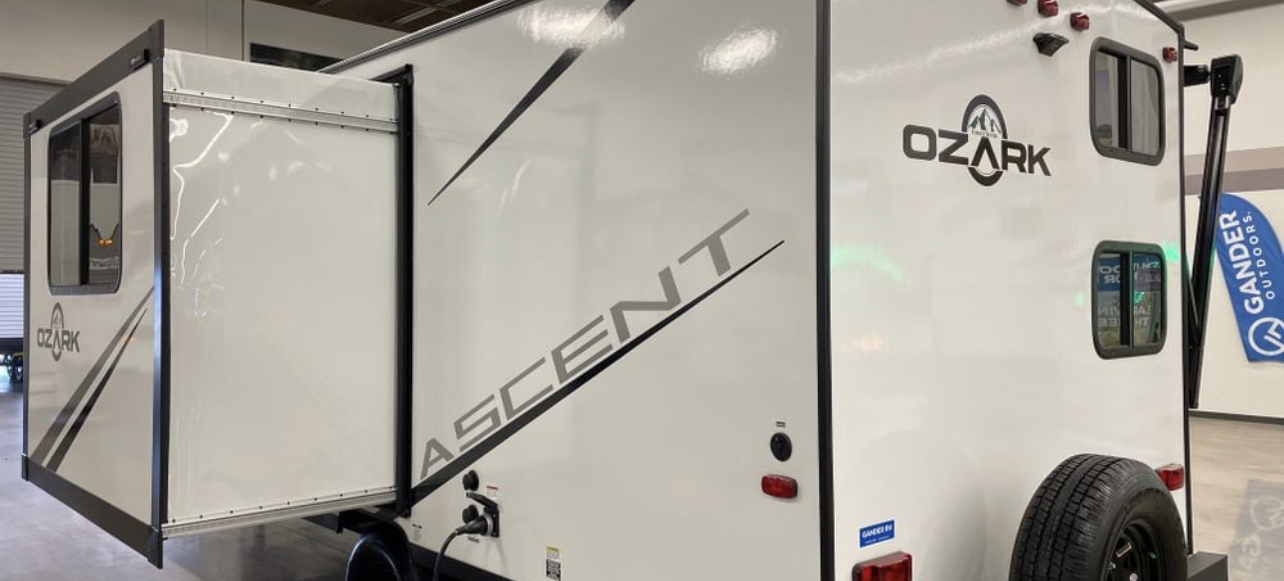 Travel trailer RV Rental 