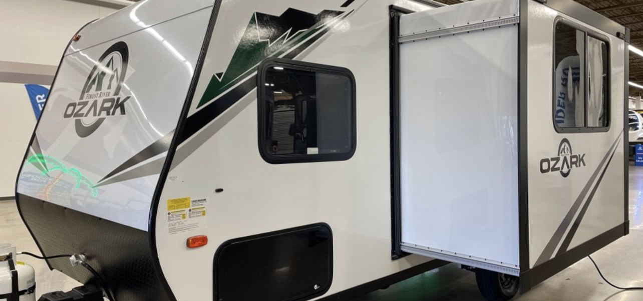 Travel trailer RV Rental 