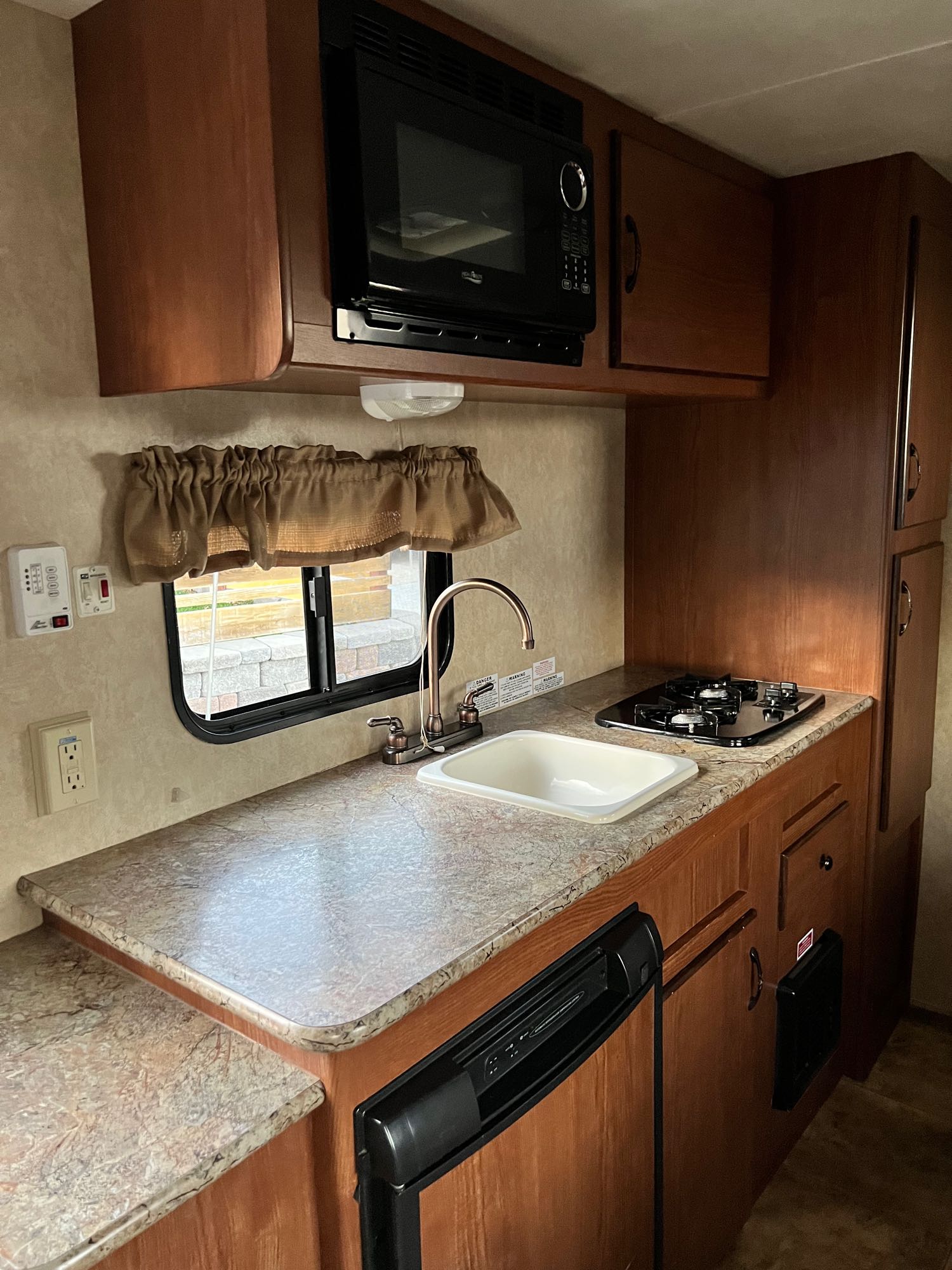 Travel trailer RV Rental 