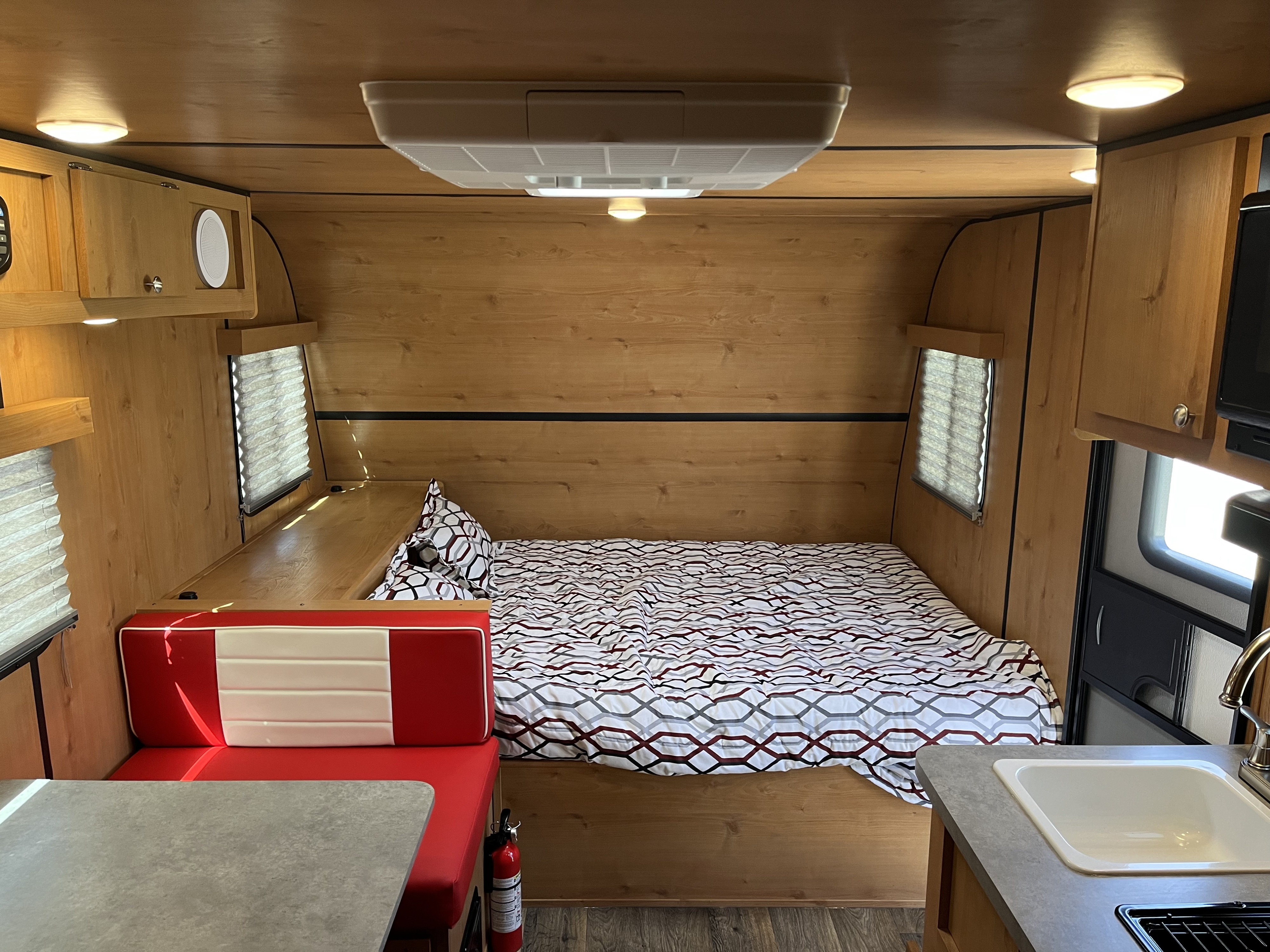 Travel trailer RV Rental 