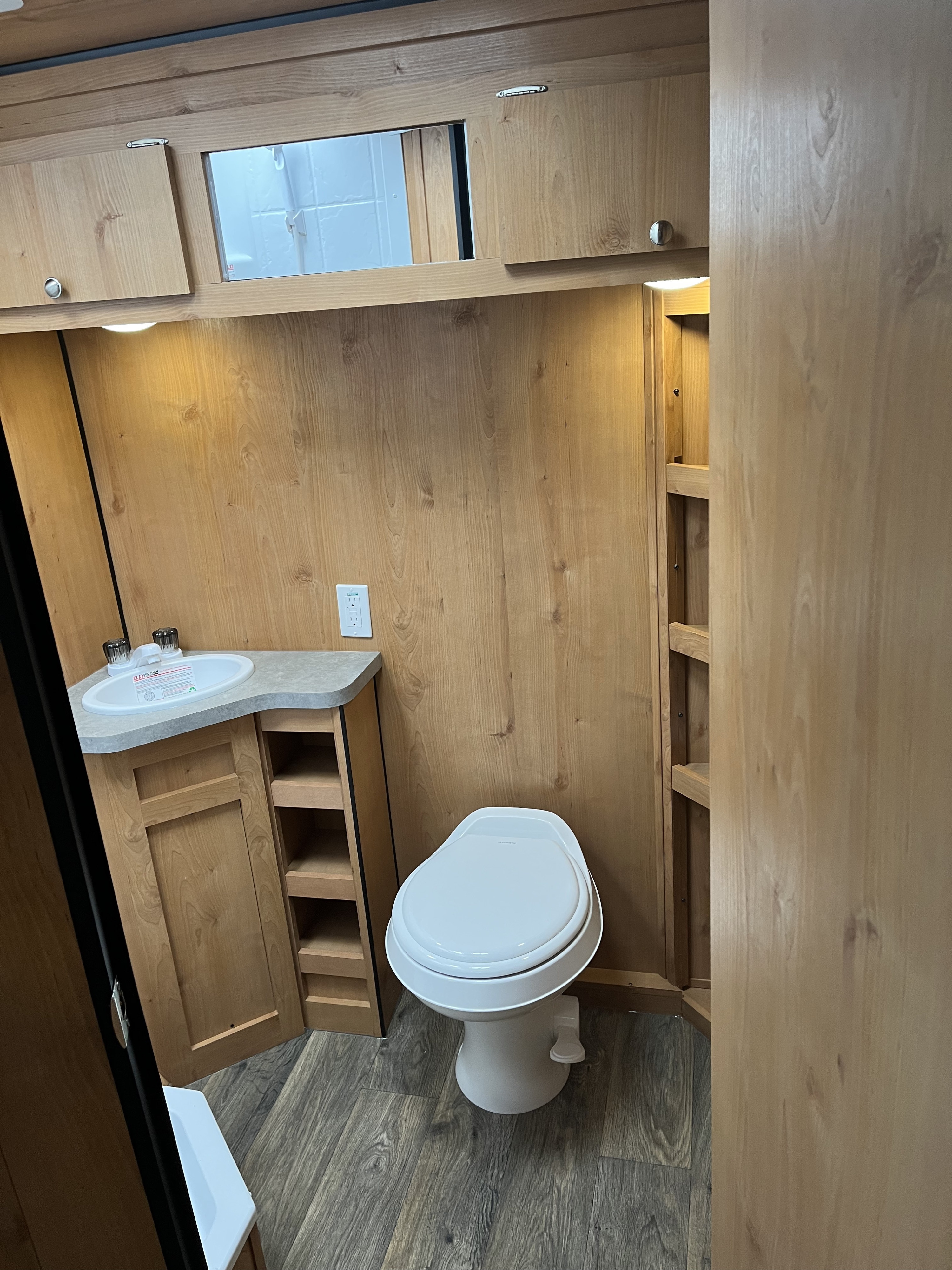 Travel trailer RV Rental 