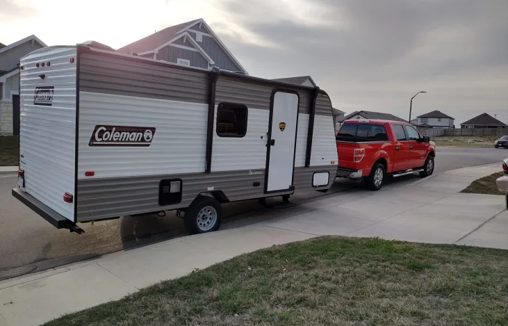 Travel trailer RV Rental 