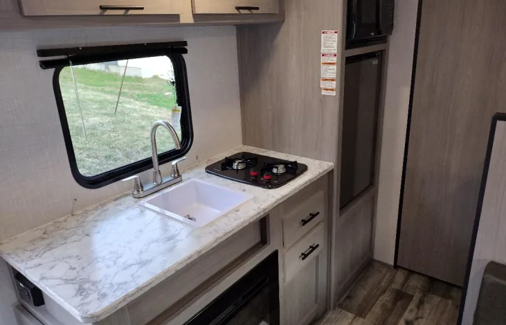 Travel trailer RV Rental 