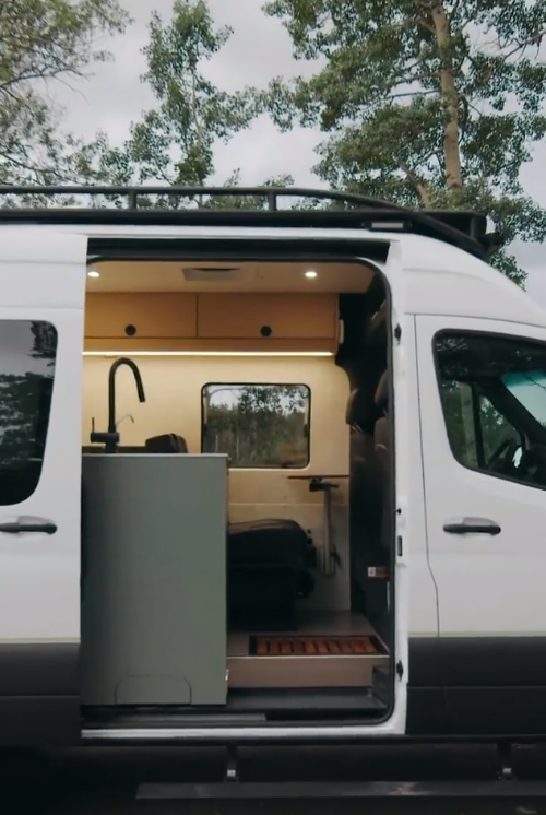 Camper van RV Rental 