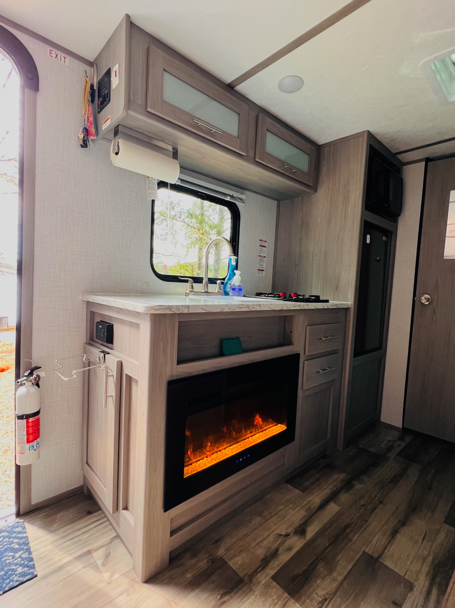 Travel trailer RV Rental 