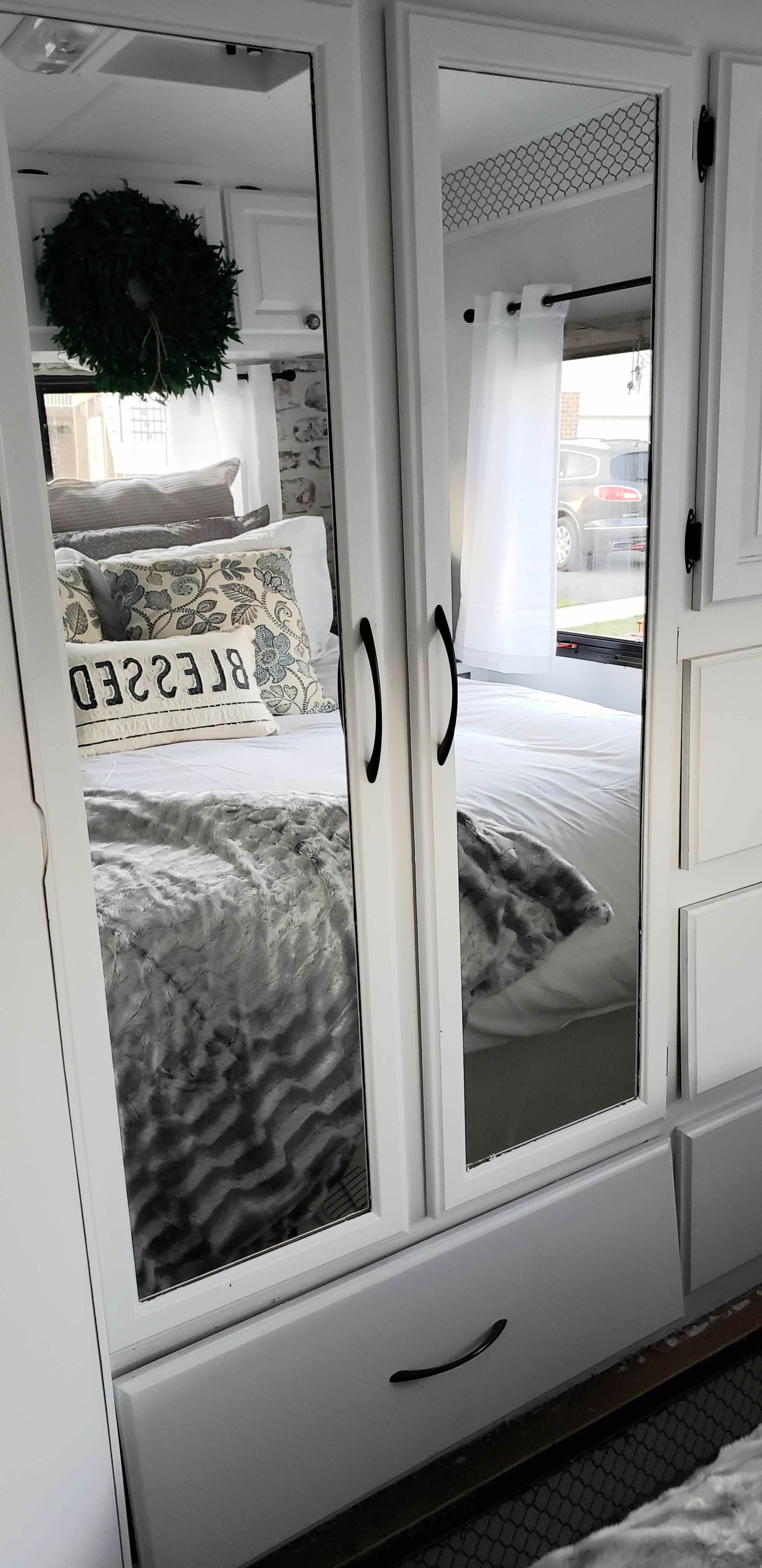 Thor Thor Motorhome 2012