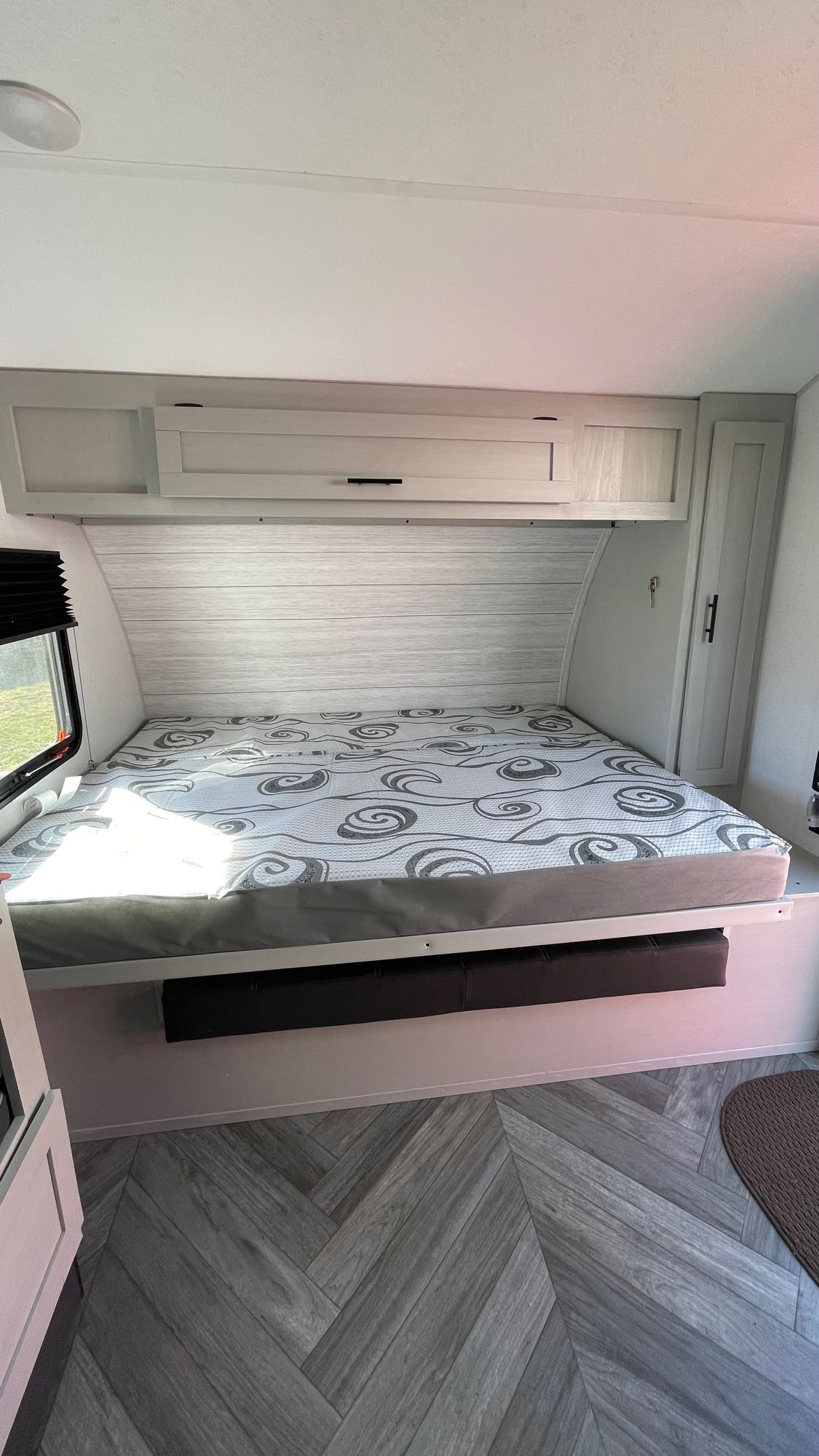 Murphy bed converted from the sofa. Forest River Salem FSX 2022