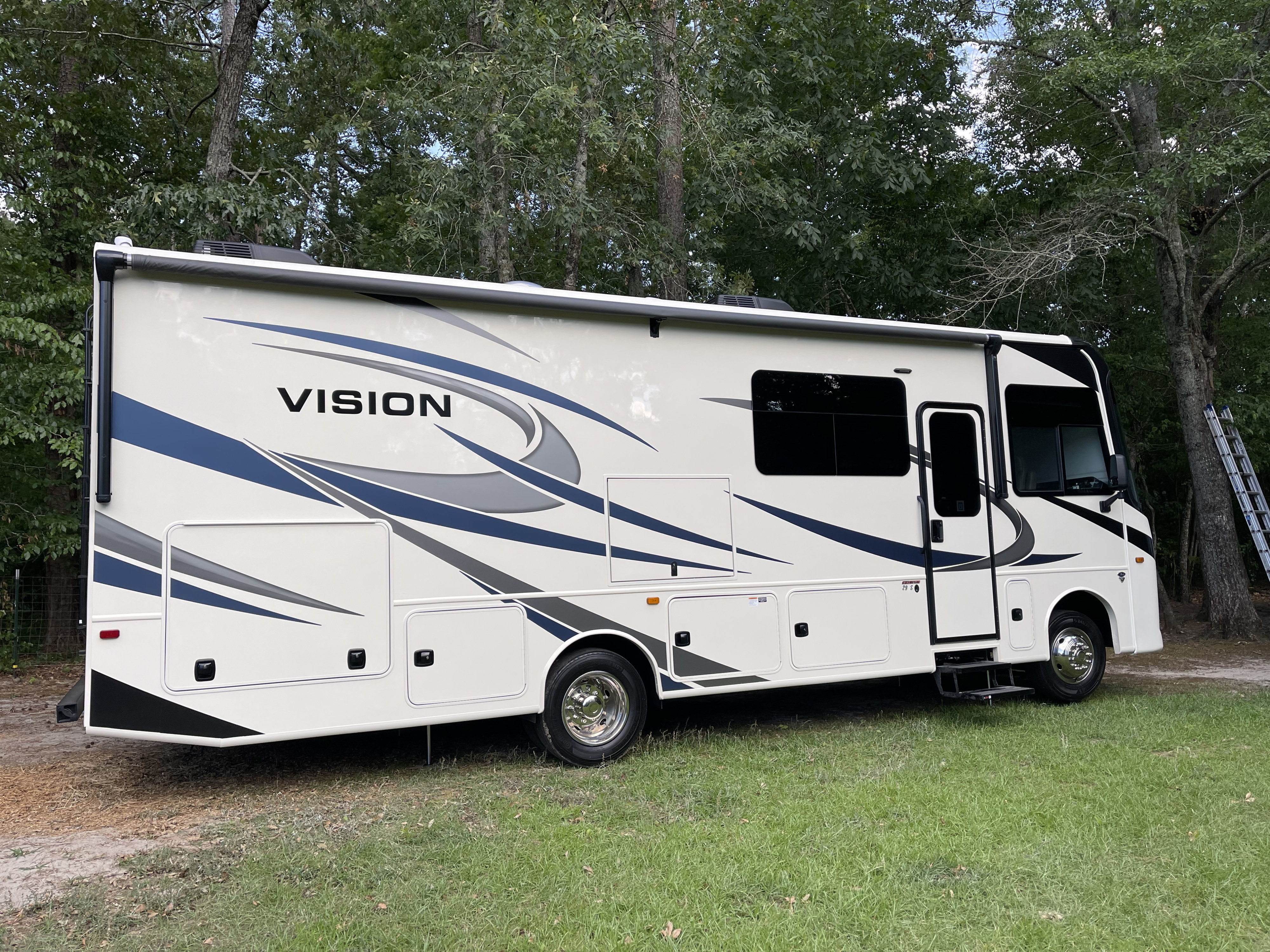 2022 Entegra Coach Vision Class A
