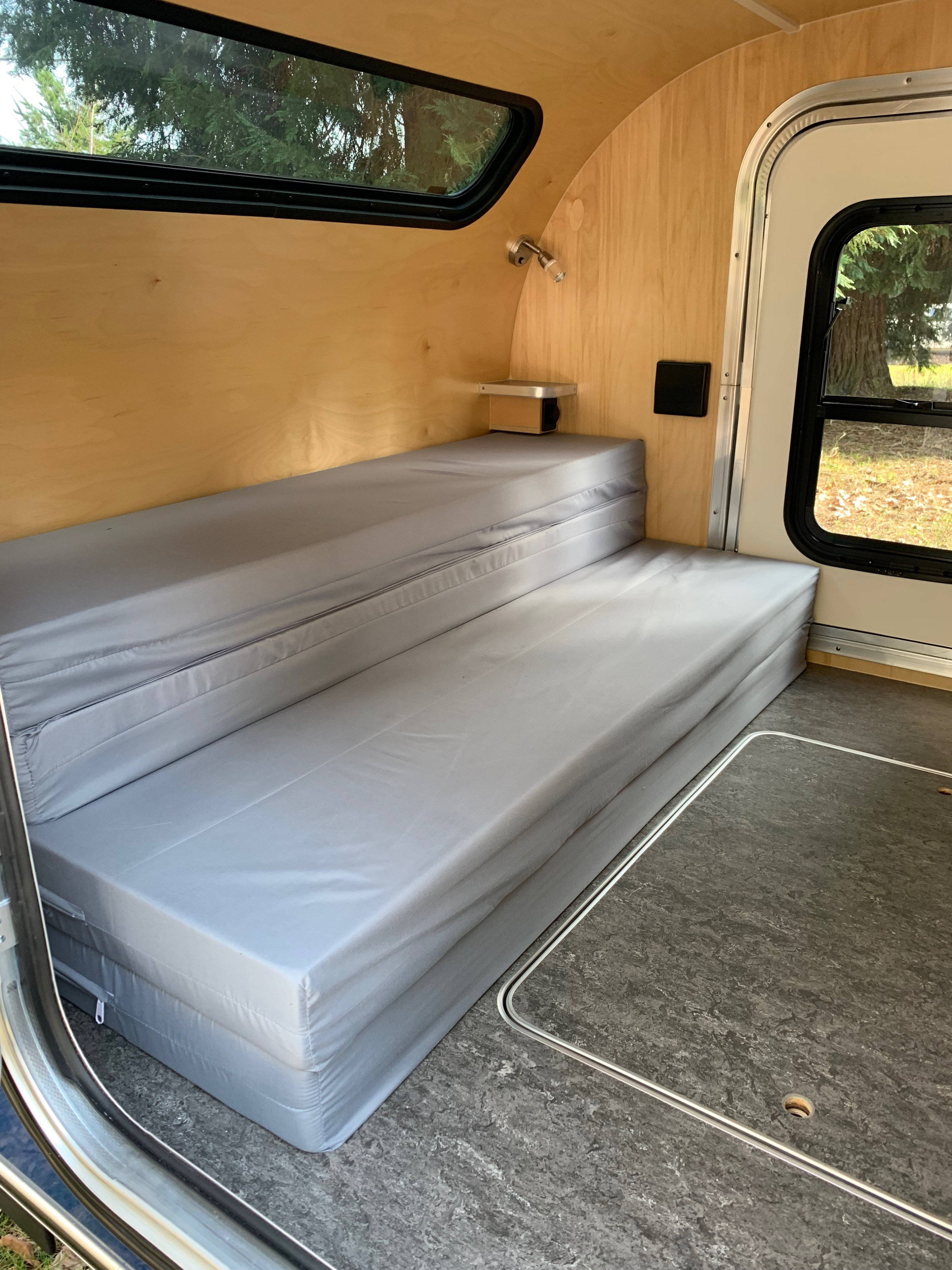 Aero Teardrops Steel HC 2022