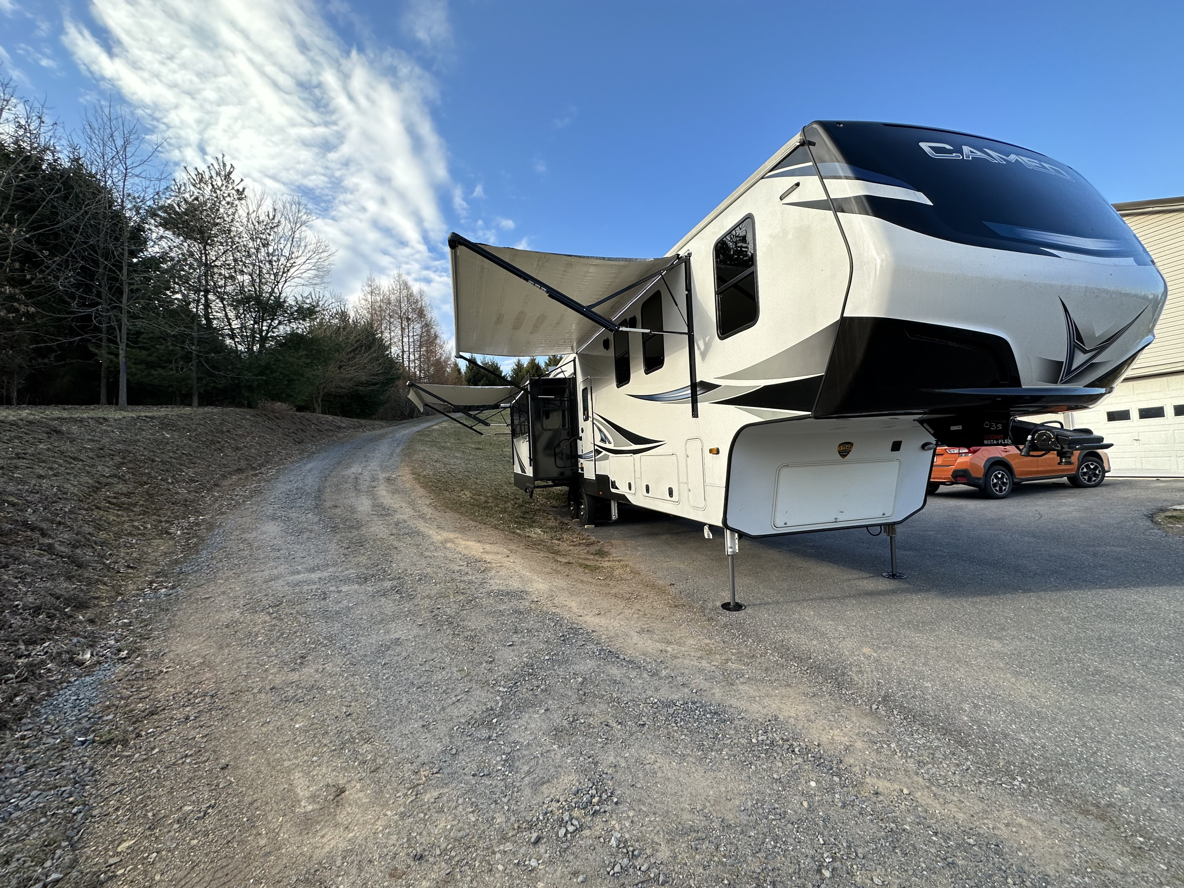 Luxurious Camping in a 2022 Crossroads Cameo