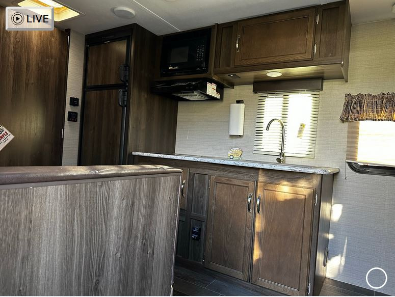 Travel trailer RV Rental 