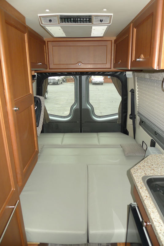 Roadtrek Roadtrek Class B 2013