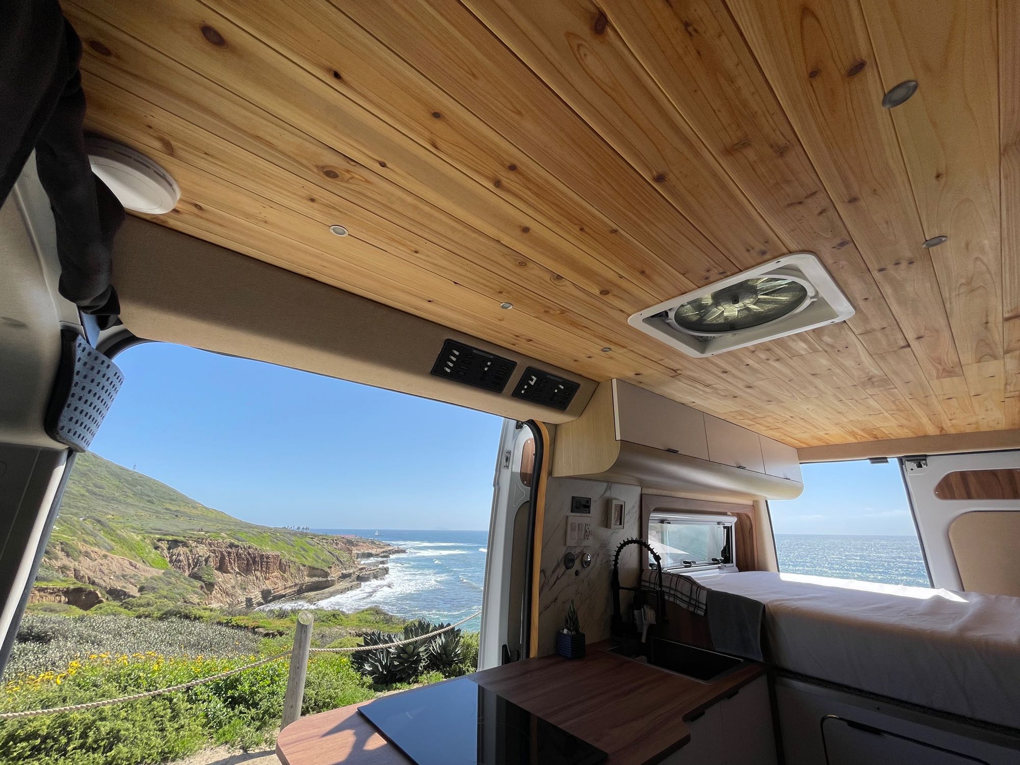 Sugarloaf- 2022 BEMYVAN B-Adventure Campervan Urban Dream