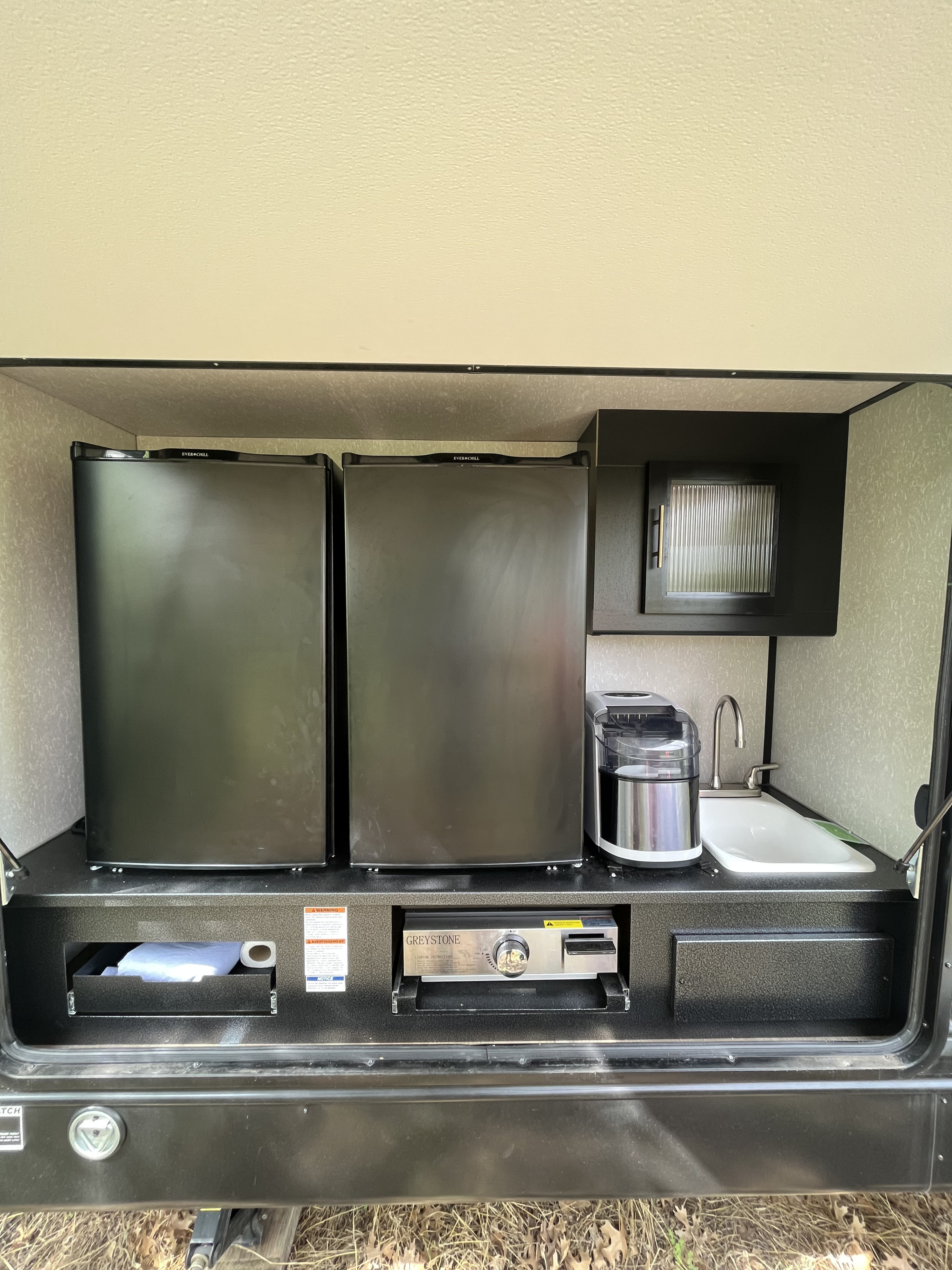 Travel trailer RV Rental 