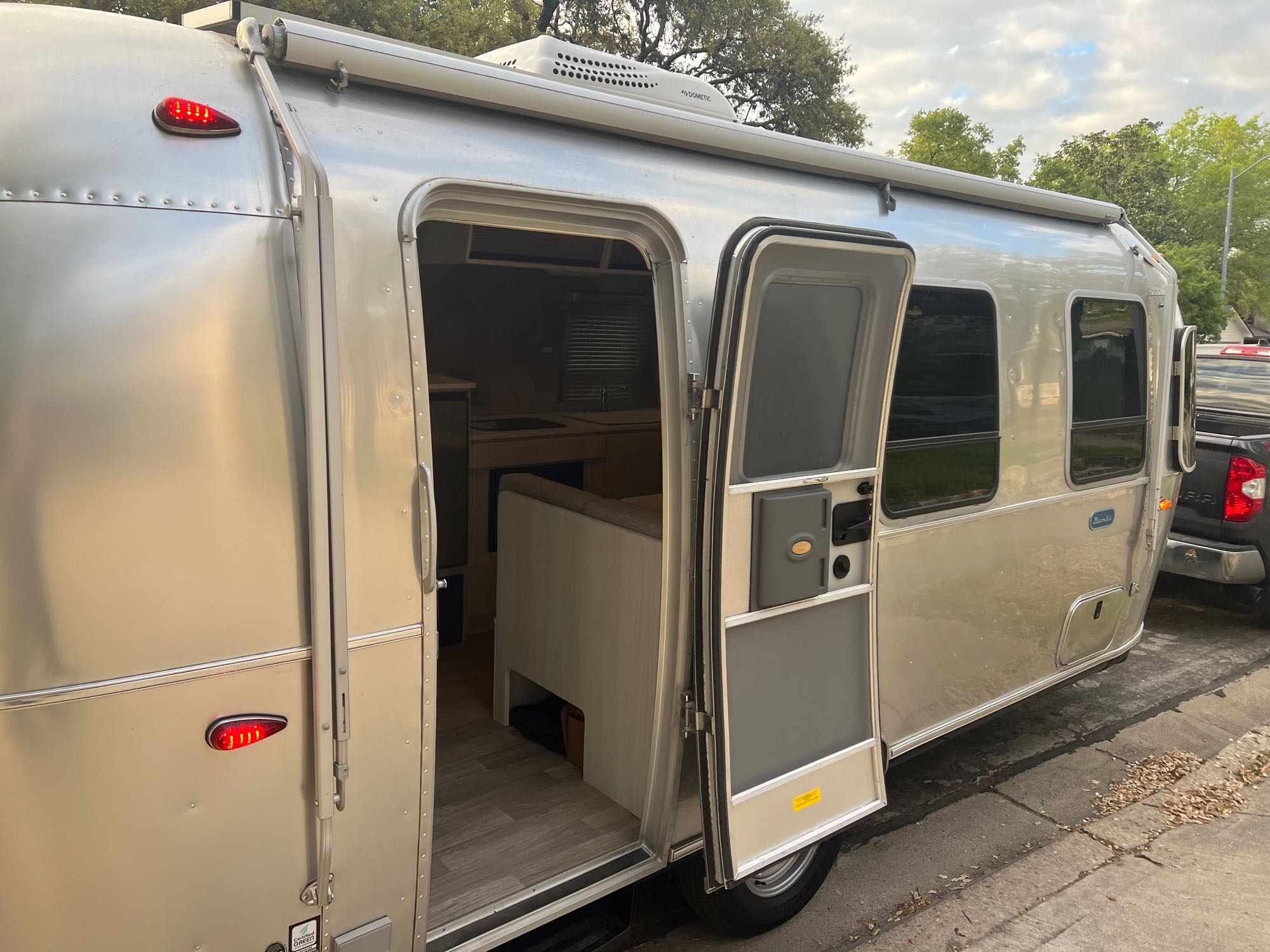 Travel trailer RV Rental 