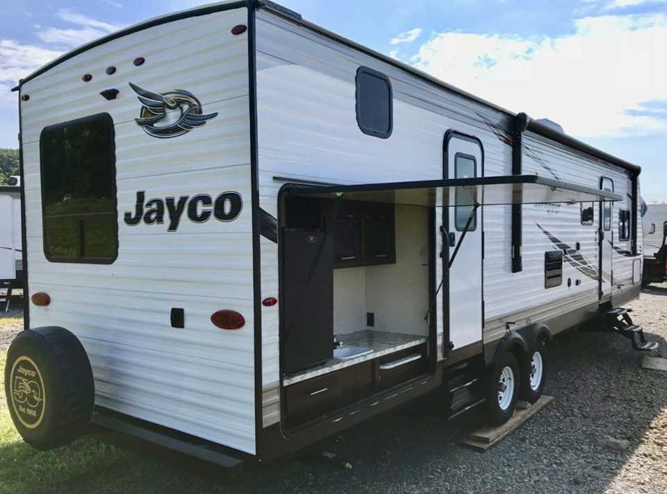 Travel trailer RV Rental 
