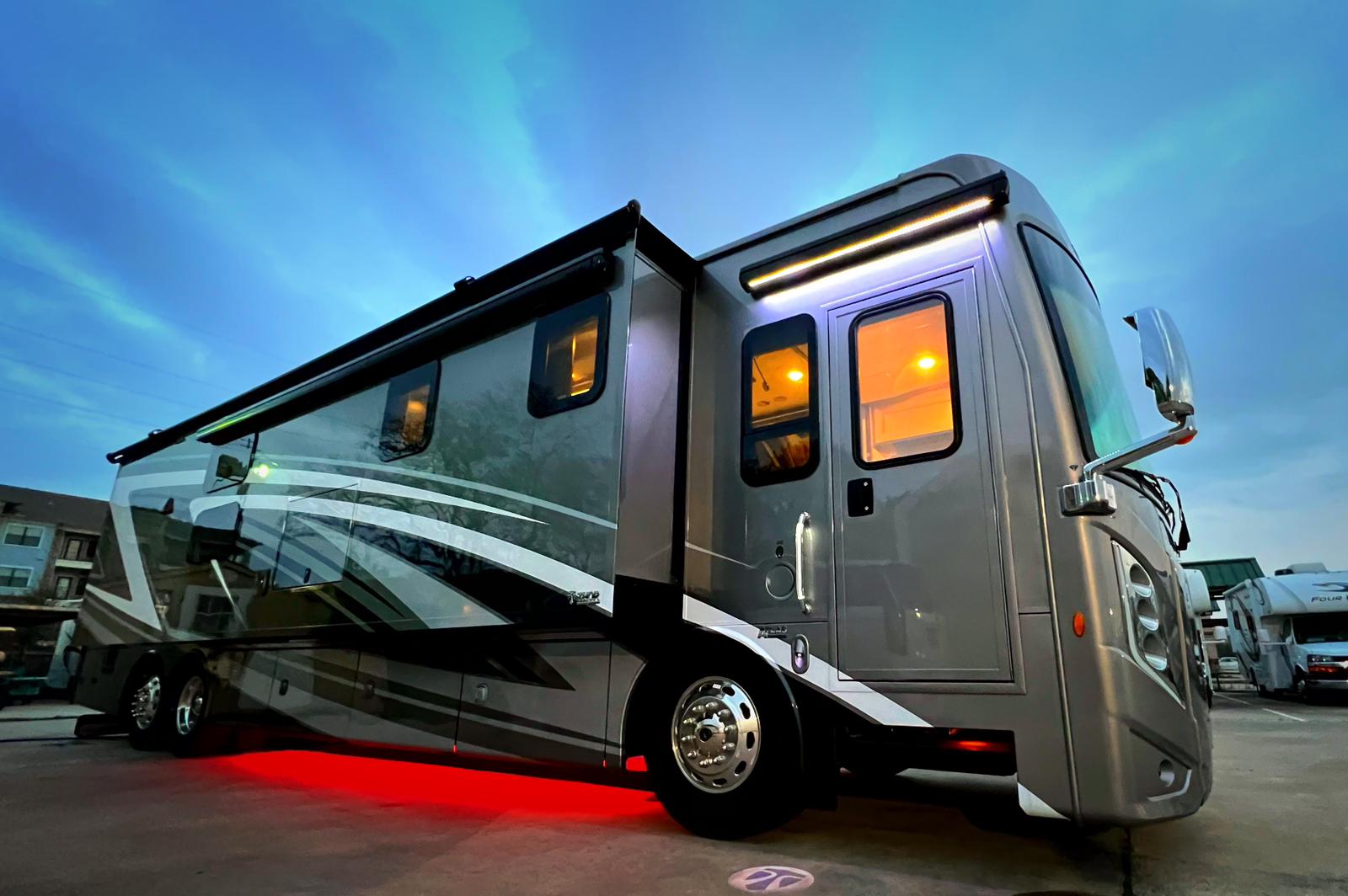 RV Queen's New 2023 Tag Axle Diesel Pusher, Bunks, 2 Full baths "Teddy"