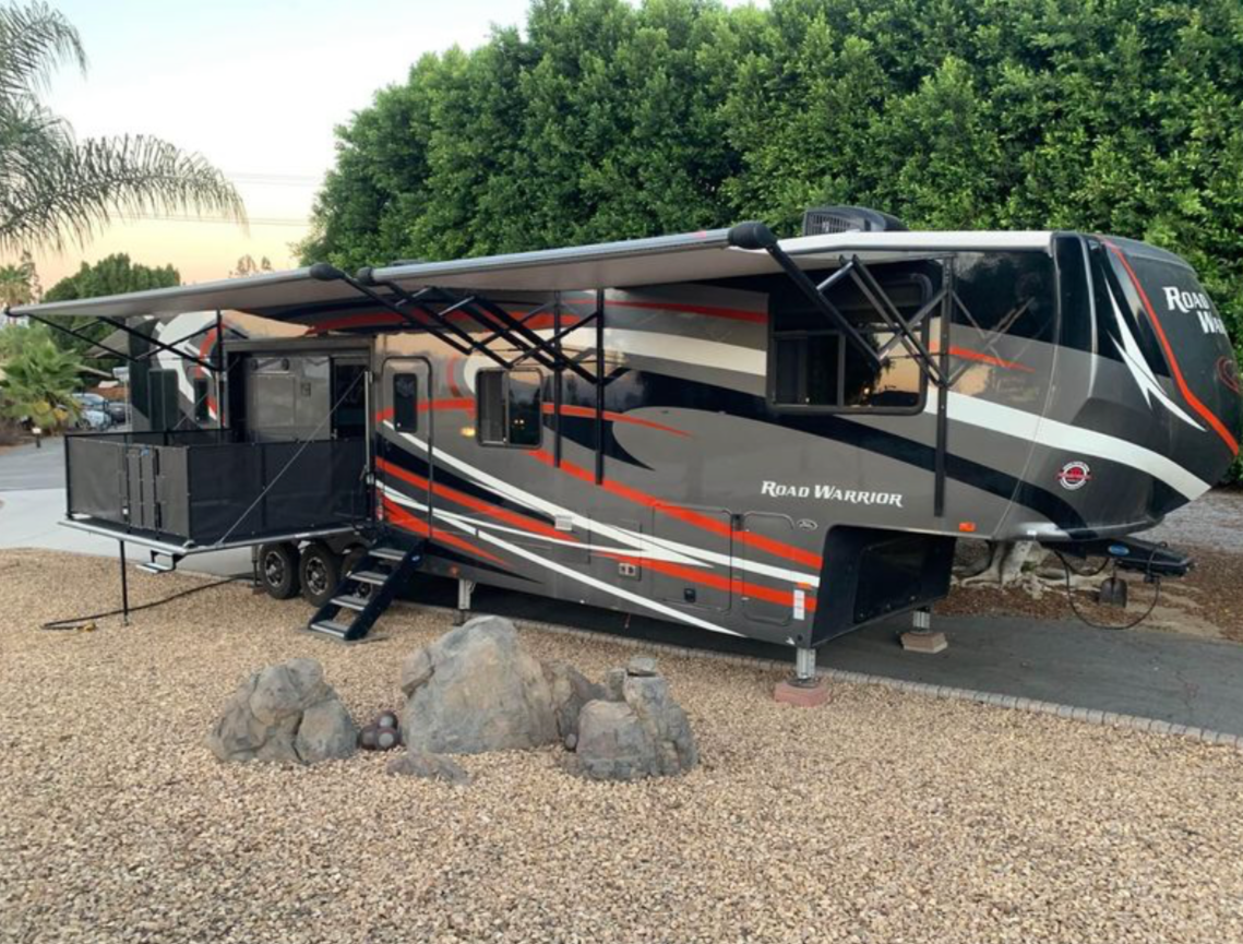 2019 Heartland RVs Road Warrior Toy Hauler Fifth-wheel in