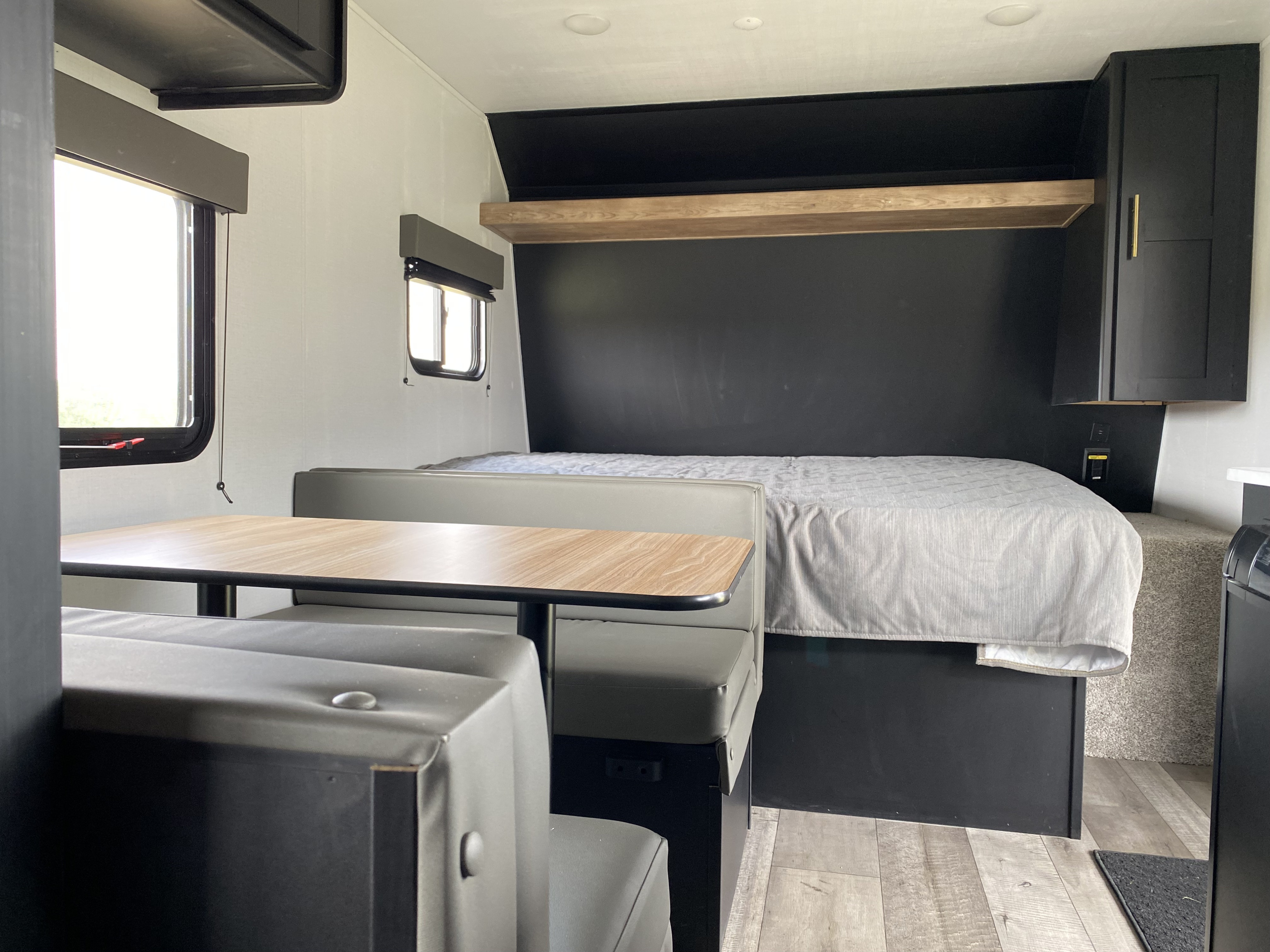 Queen Bed; Dinette converts into full. Keystone RV Springdale 2022