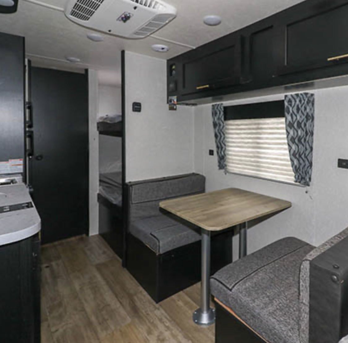 Travel trailer RV Rental 