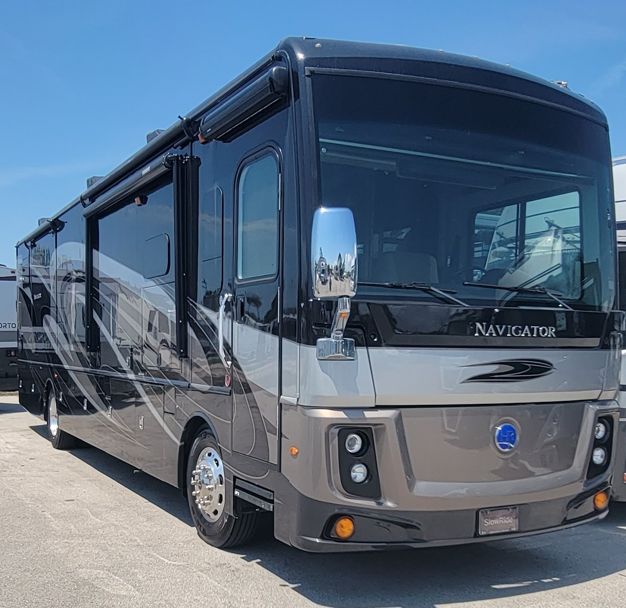 Family Fun Coach-FL-Bring Fido -2Bath! - 2019 Holiday Rambler Navigator 38k