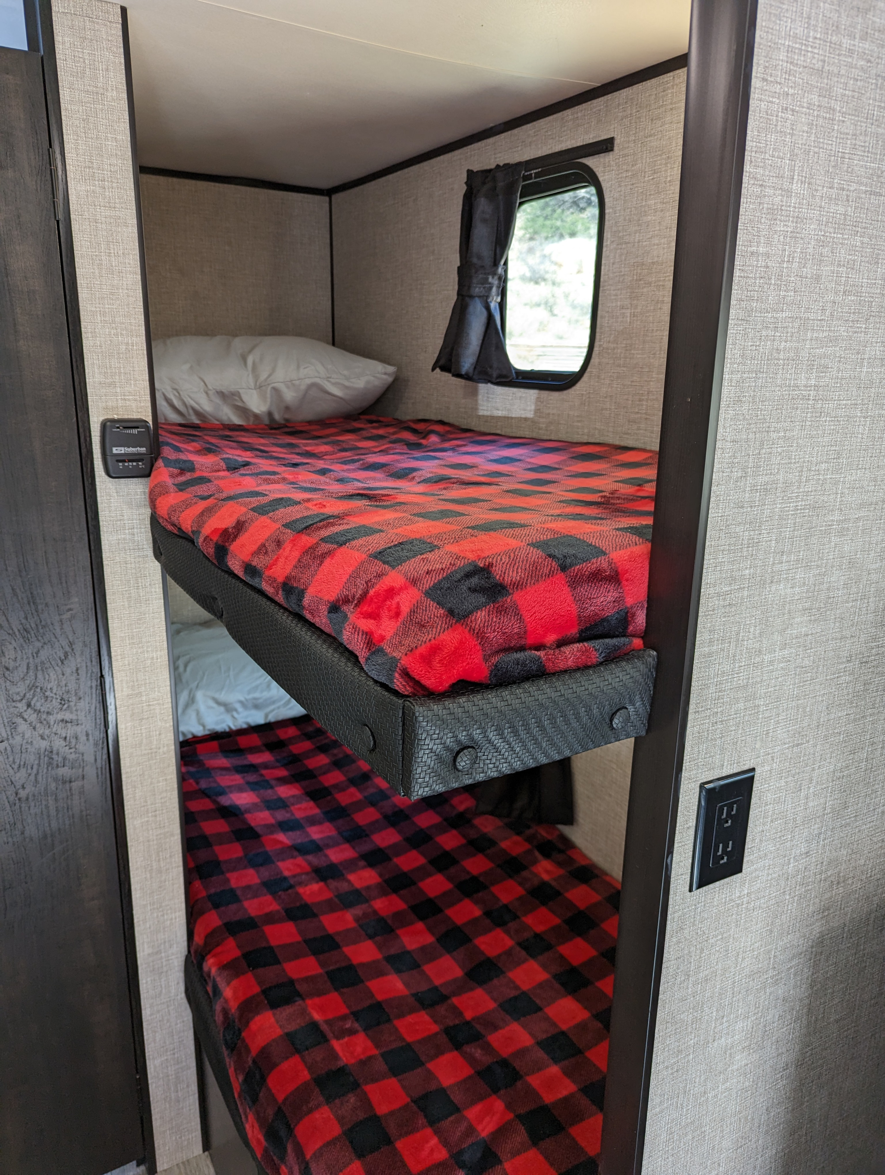 Large bunk beds!. Jayco Baja SLX 184BS 2023