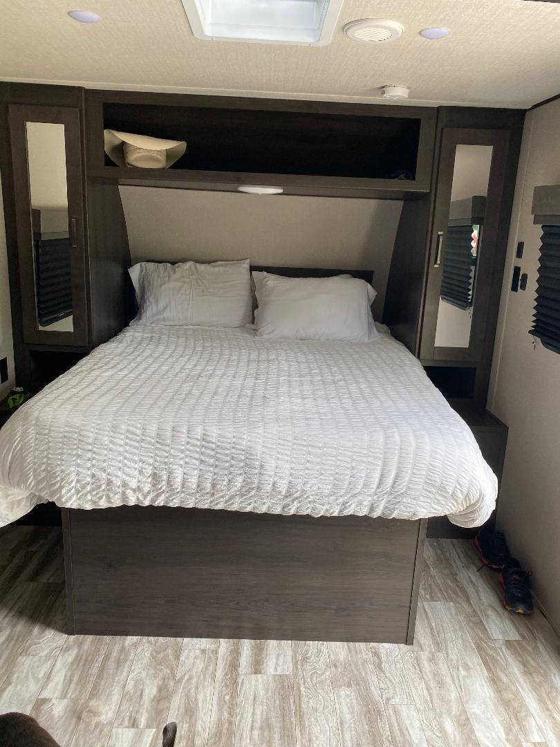 Travel trailer RV Rental 