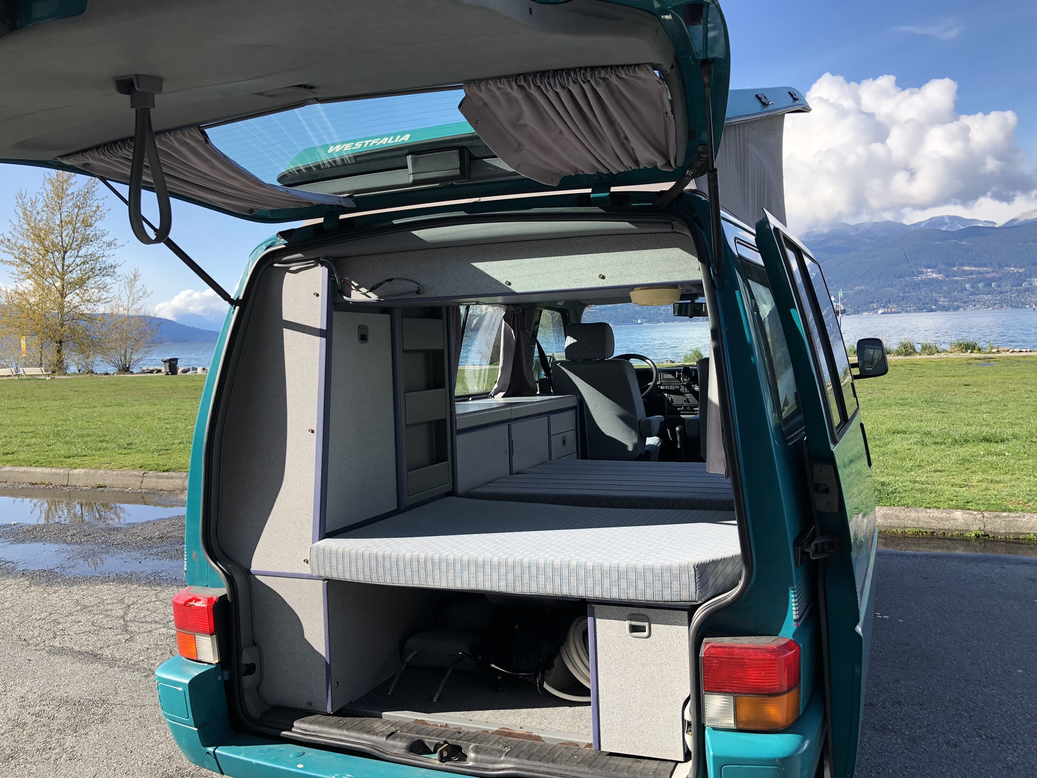 1992 Volkswagen T4 Westfalia Camper van Rental in Vancouver, BC