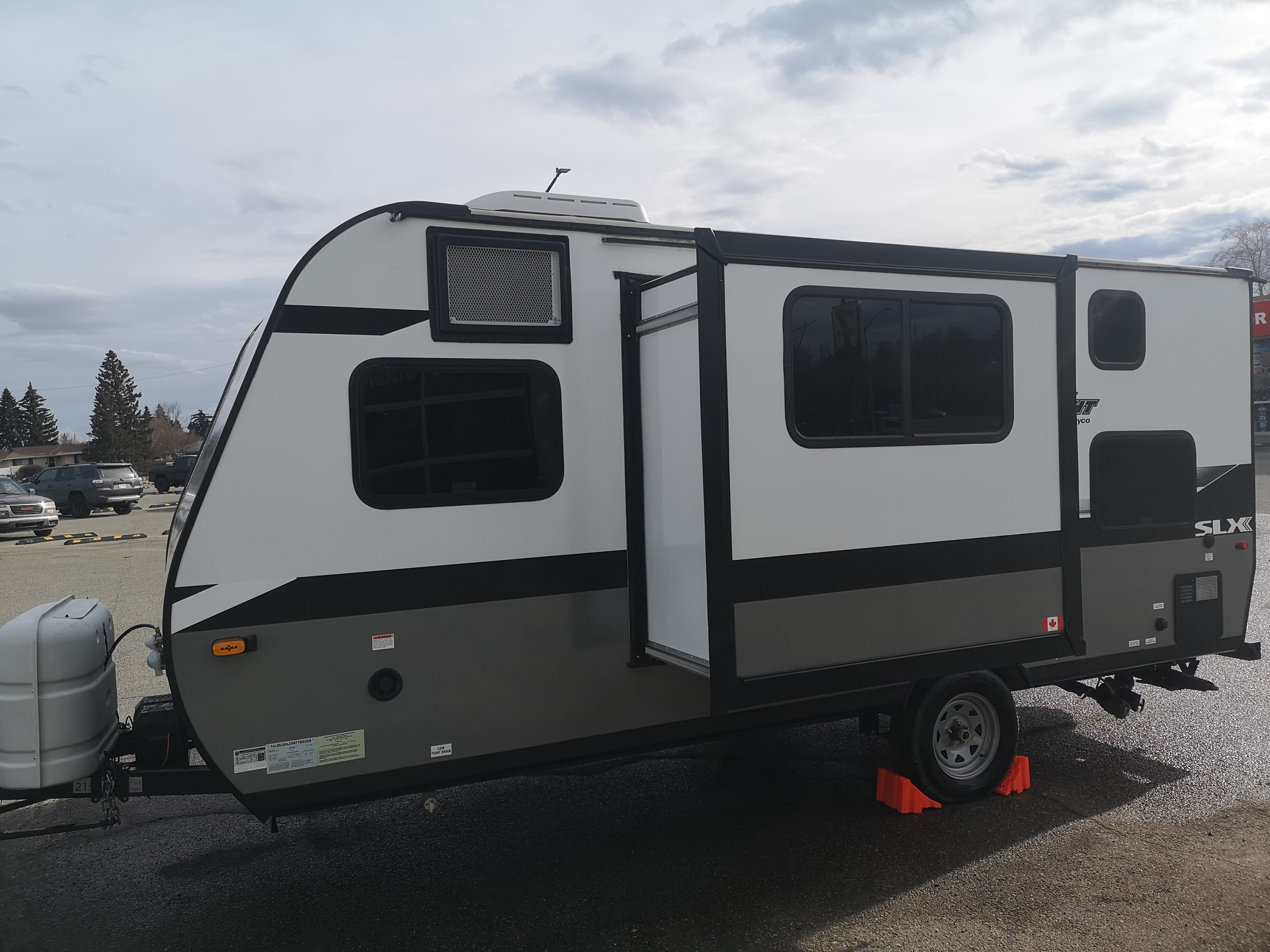 2022 Jayco Jay Flight SLX View 7 - Calgary RV Rental Details