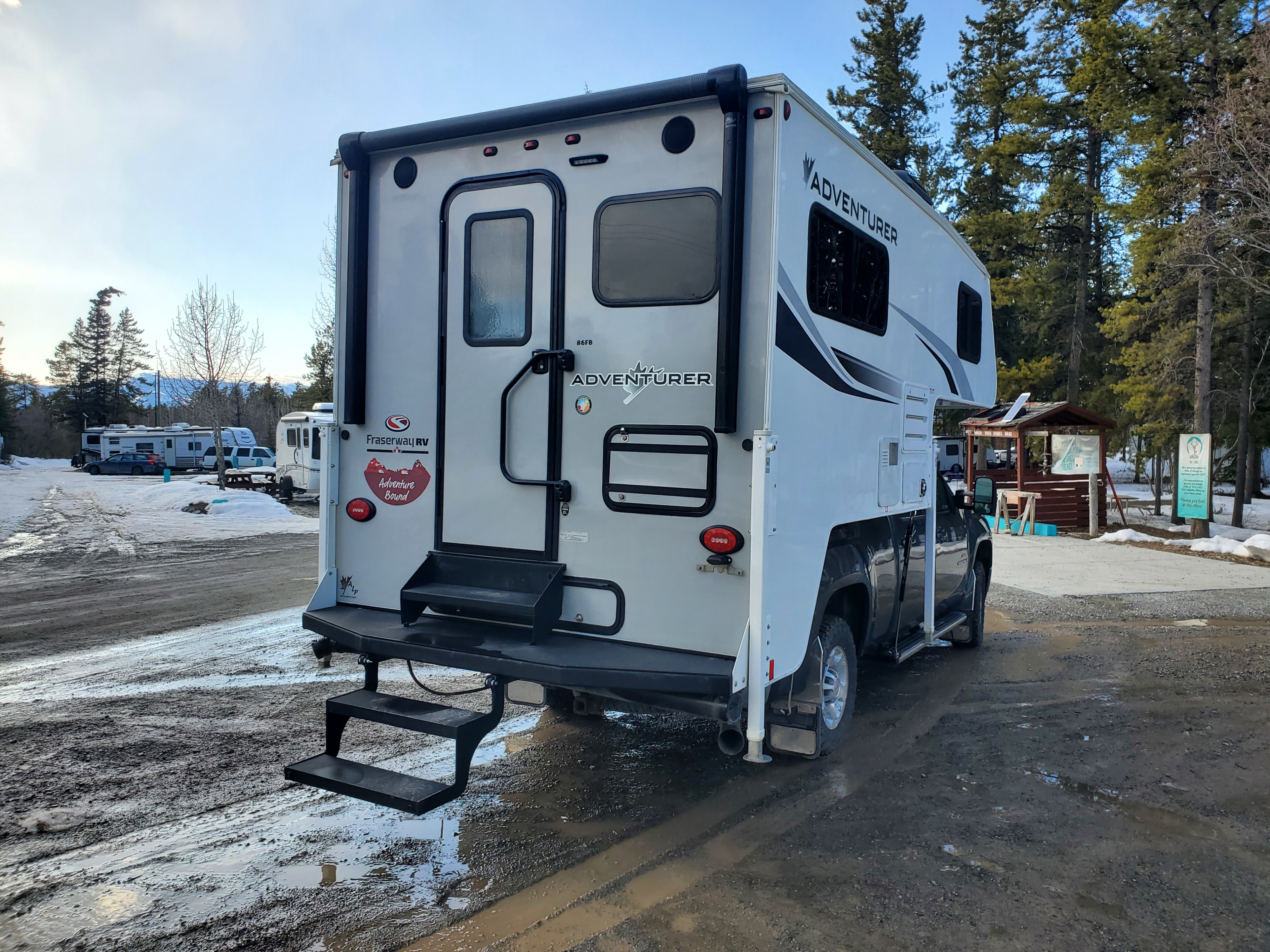 2020 Adventurer 86fb