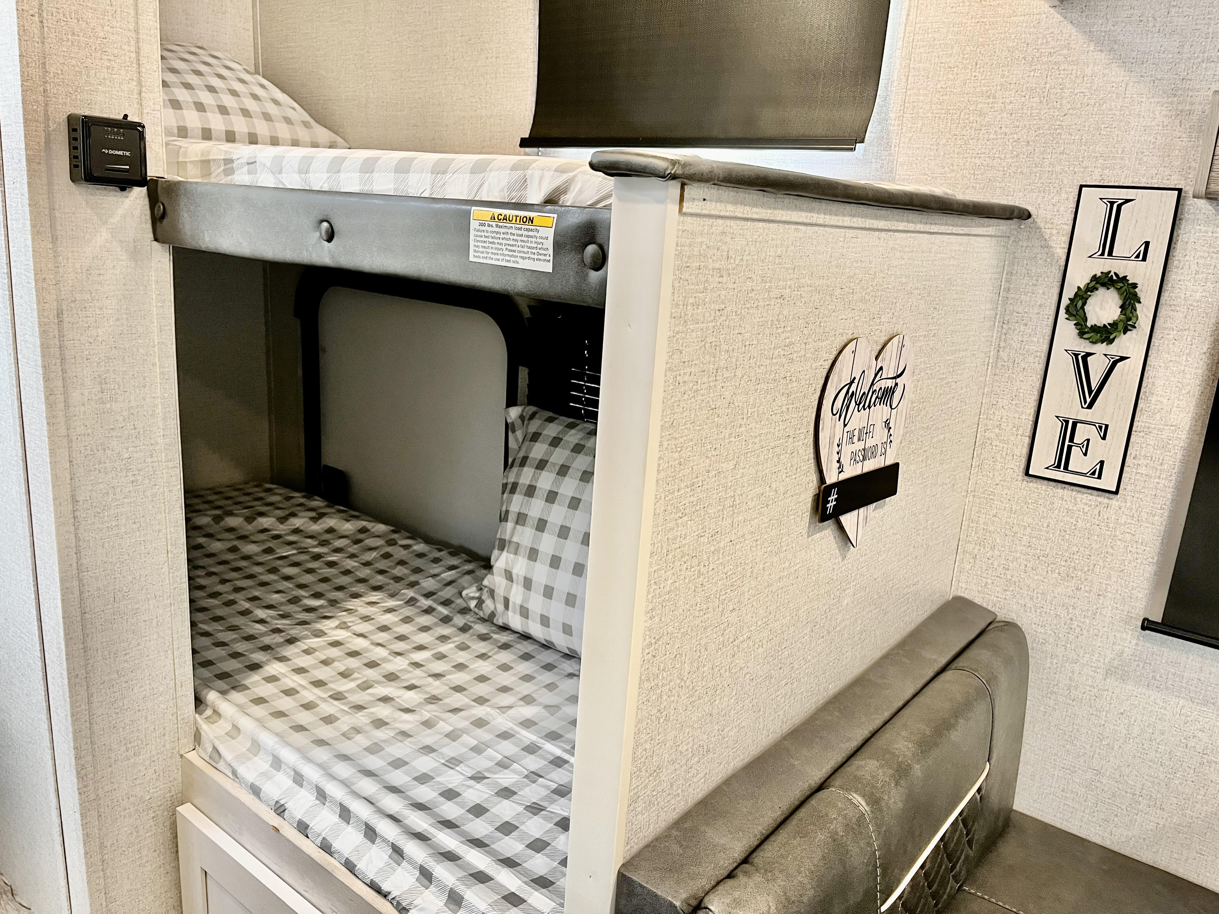 Travel trailer RV Rental 