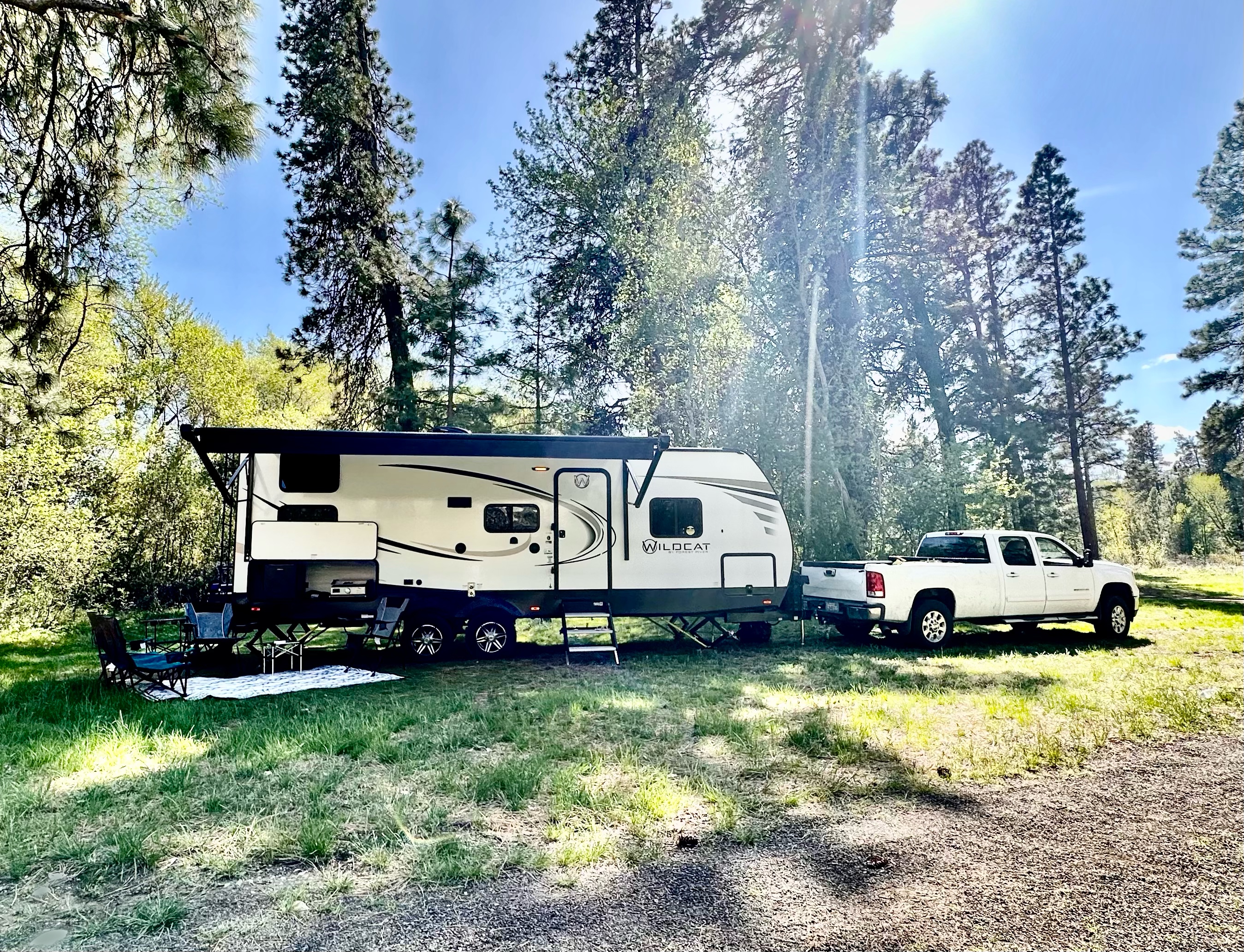 2023 - 1 Private King Bedroom & Bunkhouse, Family Friendly, Free Generator