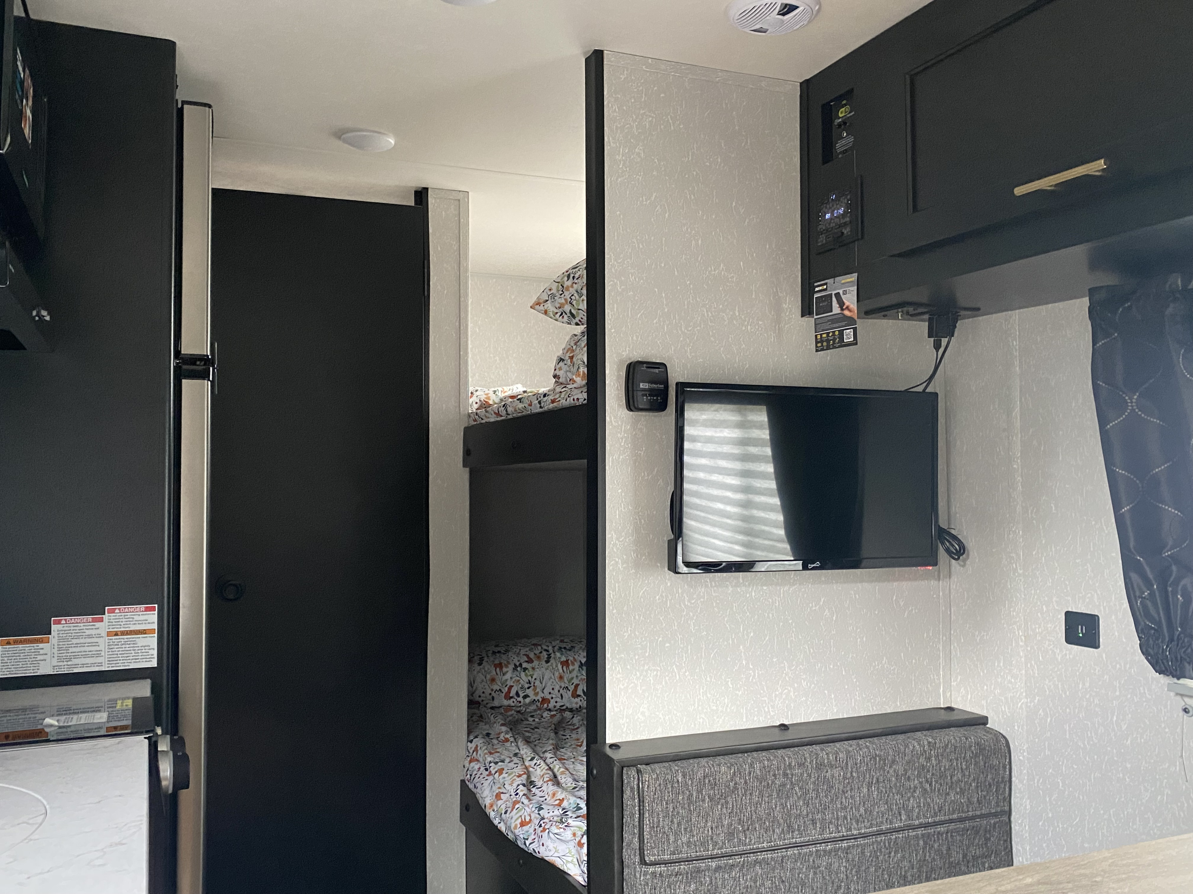 Travel trailer RV Rental 