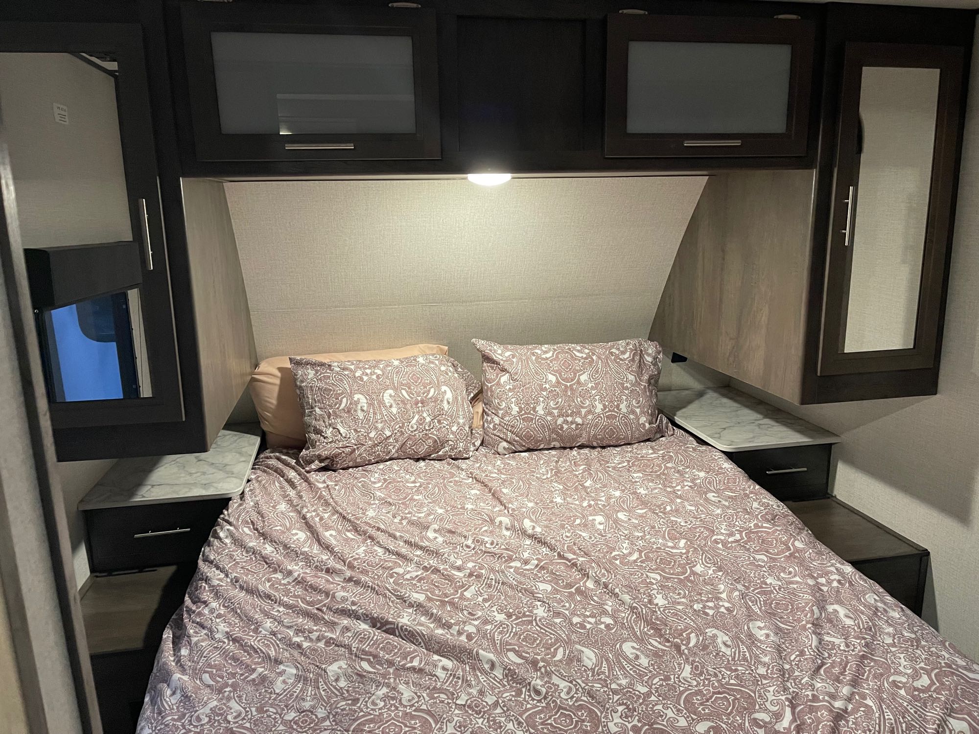 Dutchmen Coleman Light 2021