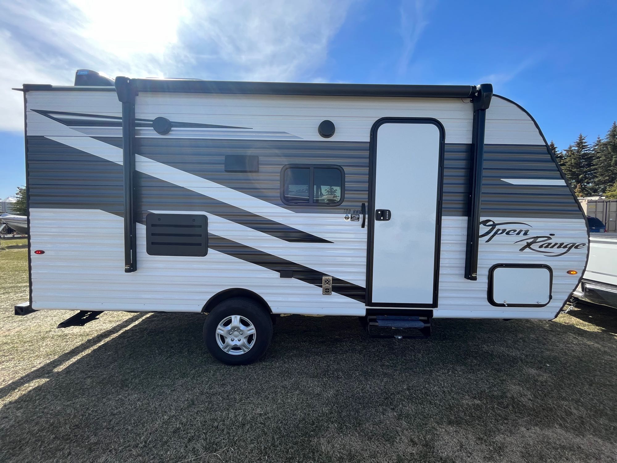 SUV Towable New Open Range 180BHS