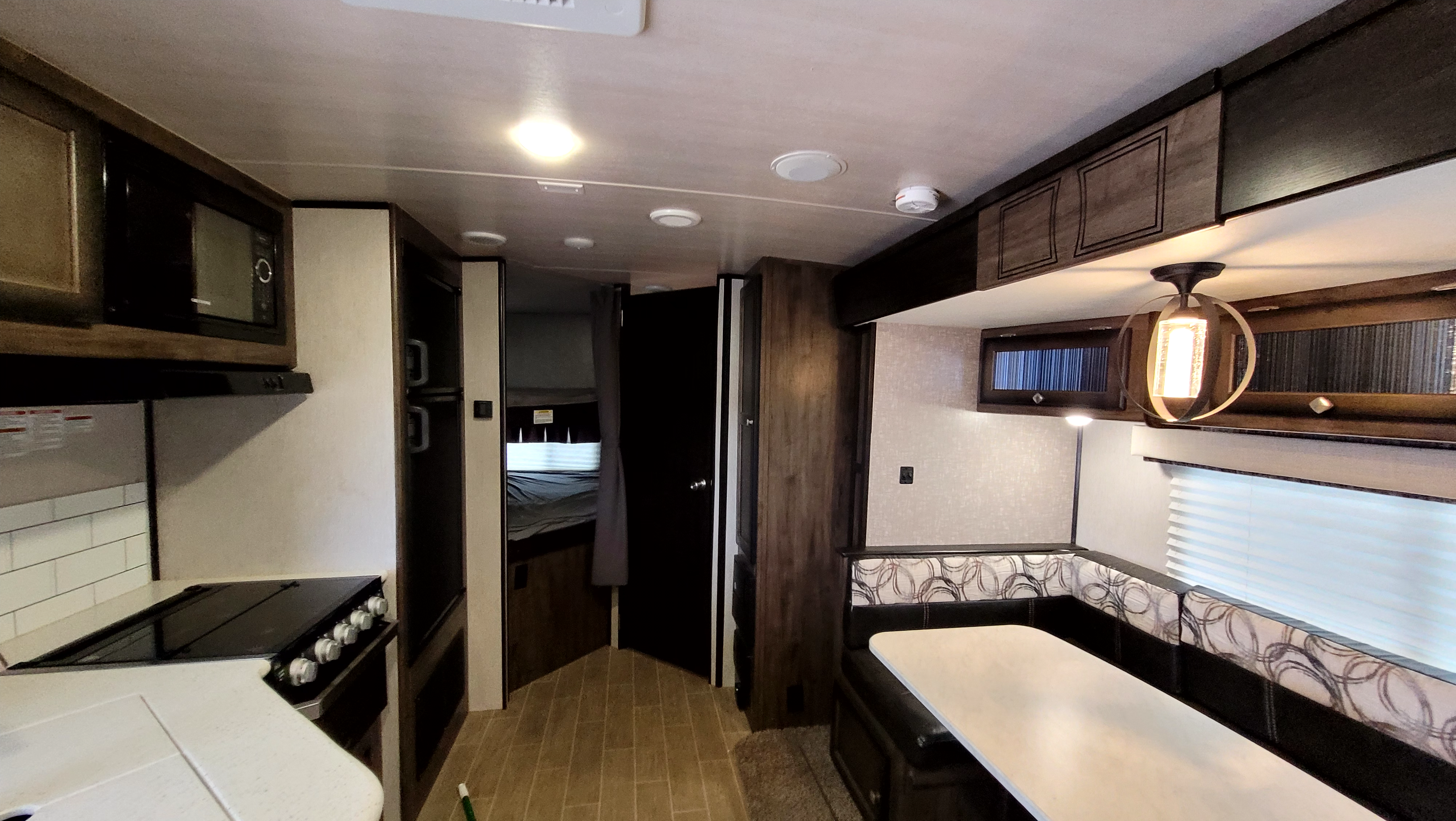 Travel trailer RV Rental 