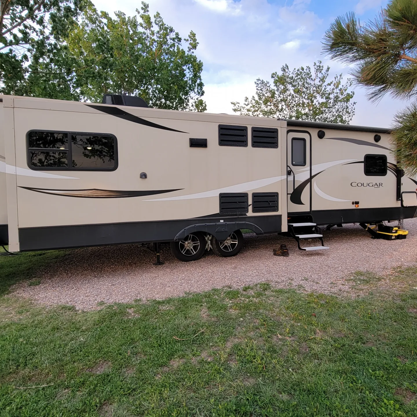 2019 Keystone RV Cougar