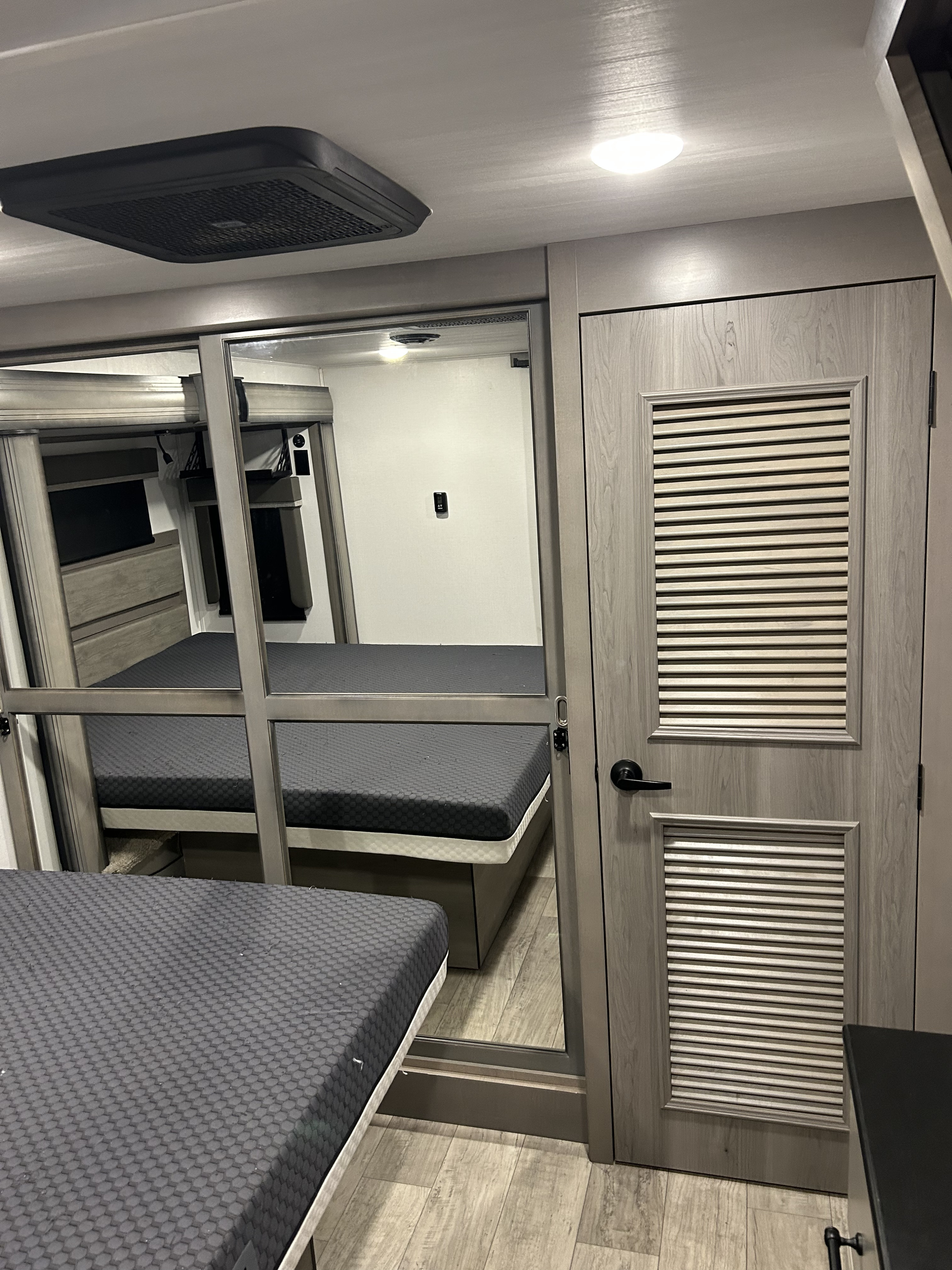 Bedroom. Keystone RV Montana 2022