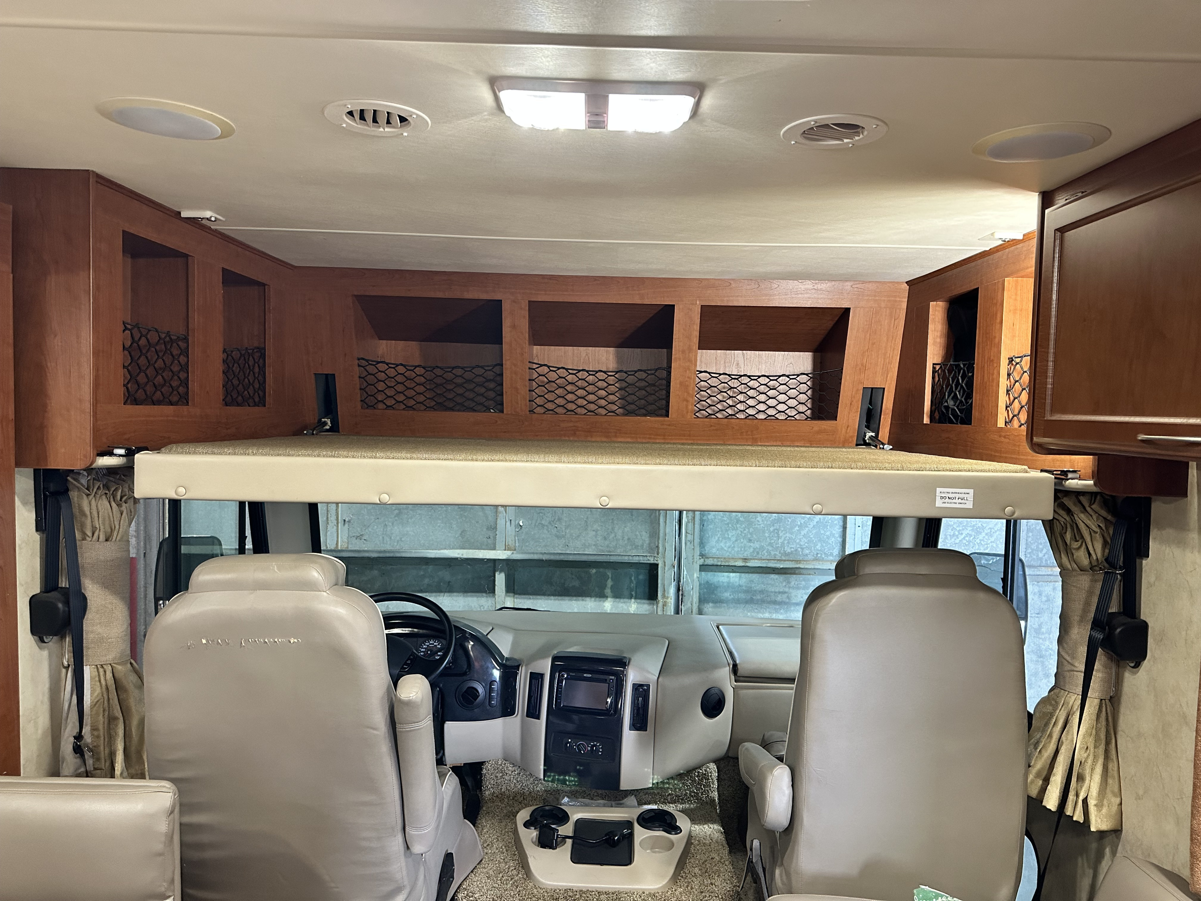 A.C.E. A.C.E. Motorhome 2012